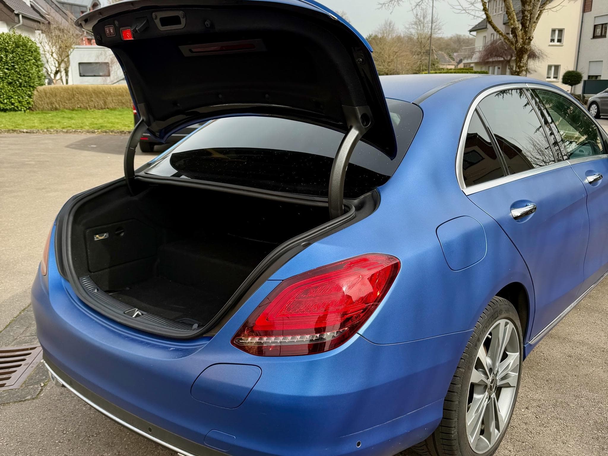 Mercedes C 300 C300de plug-in hybrid diesel-electrique (2020) - Photo 4