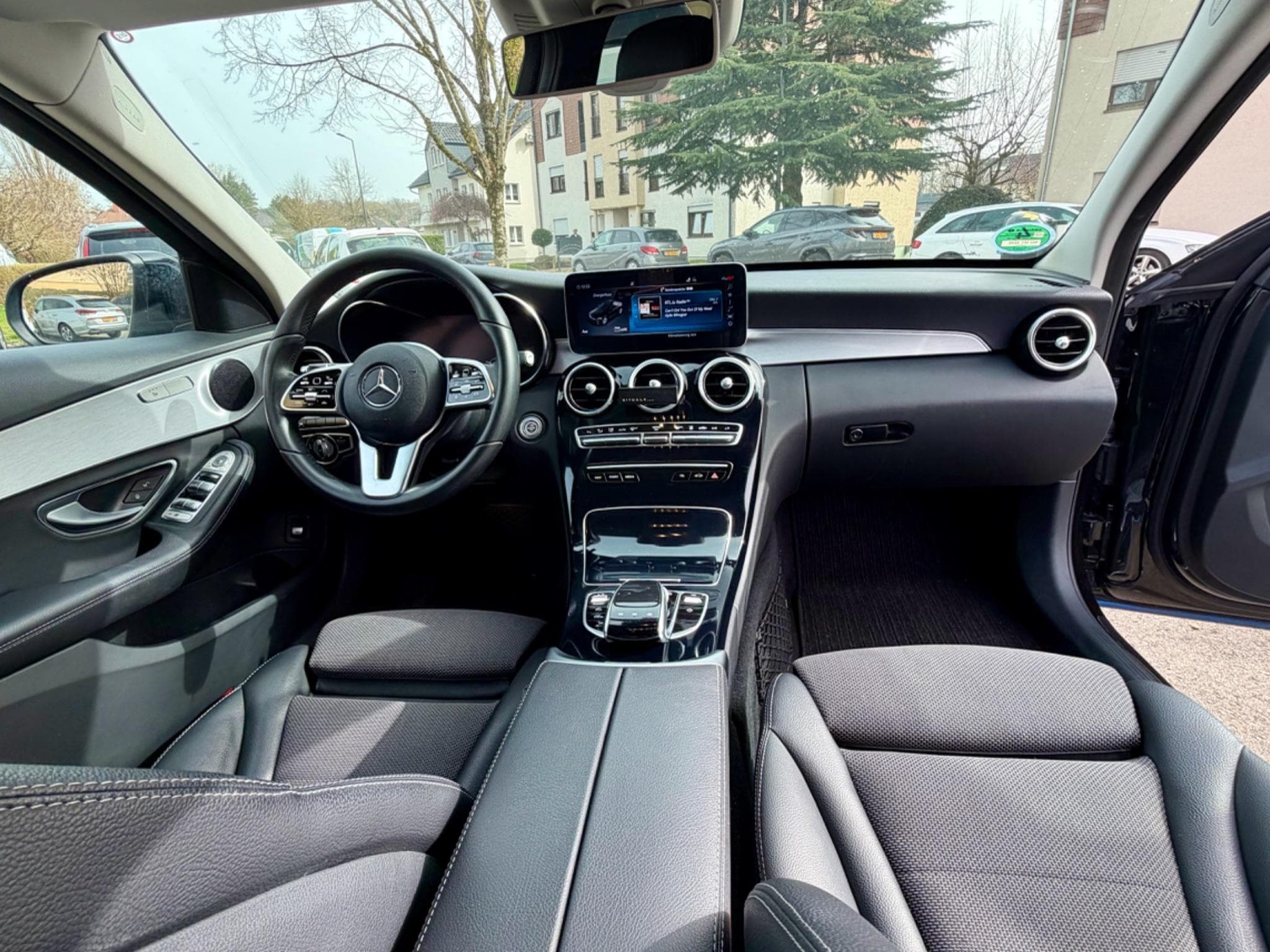 Mercedes C 300 C300de plug-in hybrid diesel-electrique (2020) - Photo 5