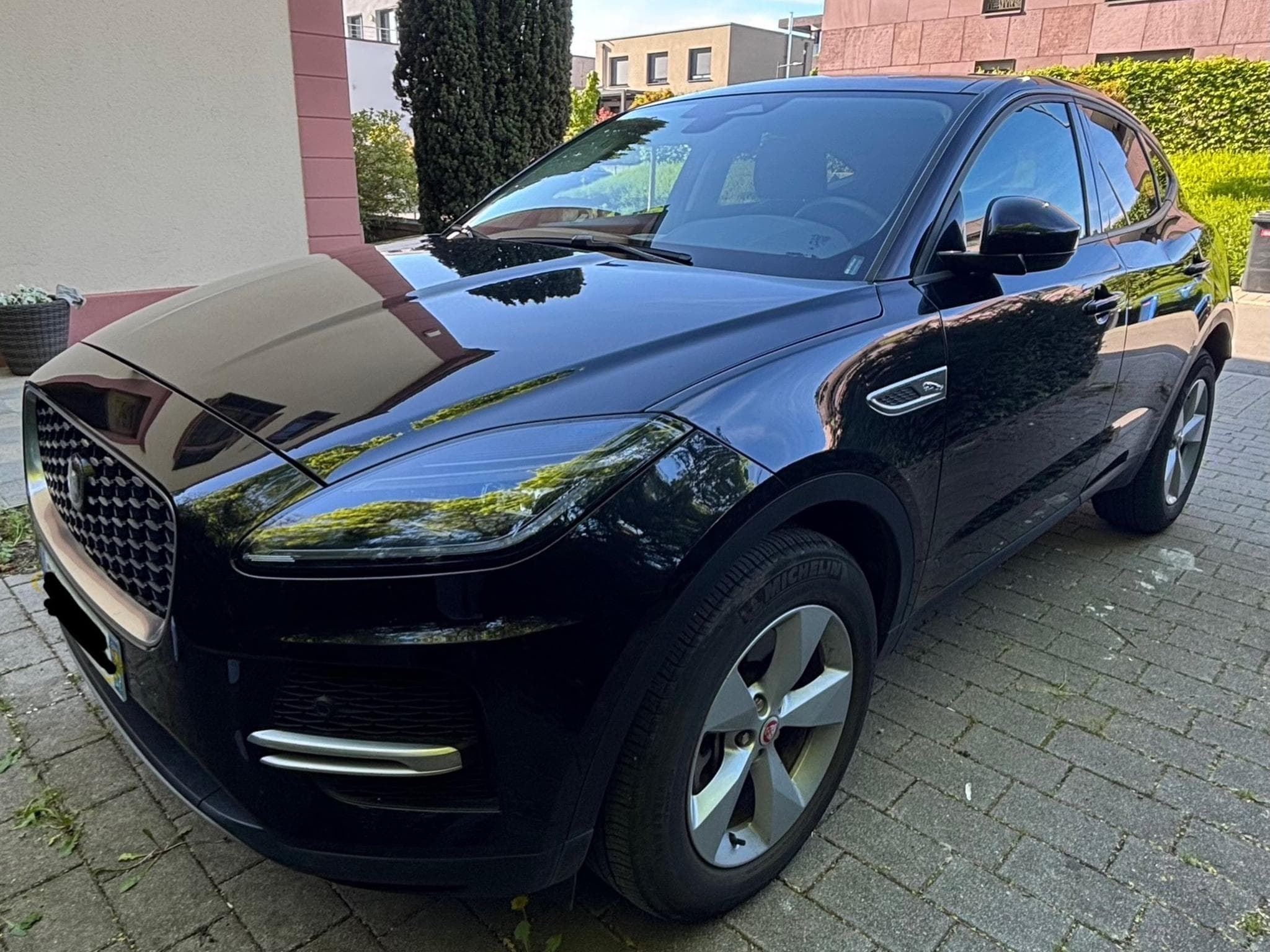 Jaguar E-Pace Jaguar E-Pace D165 AWD Auto (22MY)- MHEV (2022) - Photo 1
