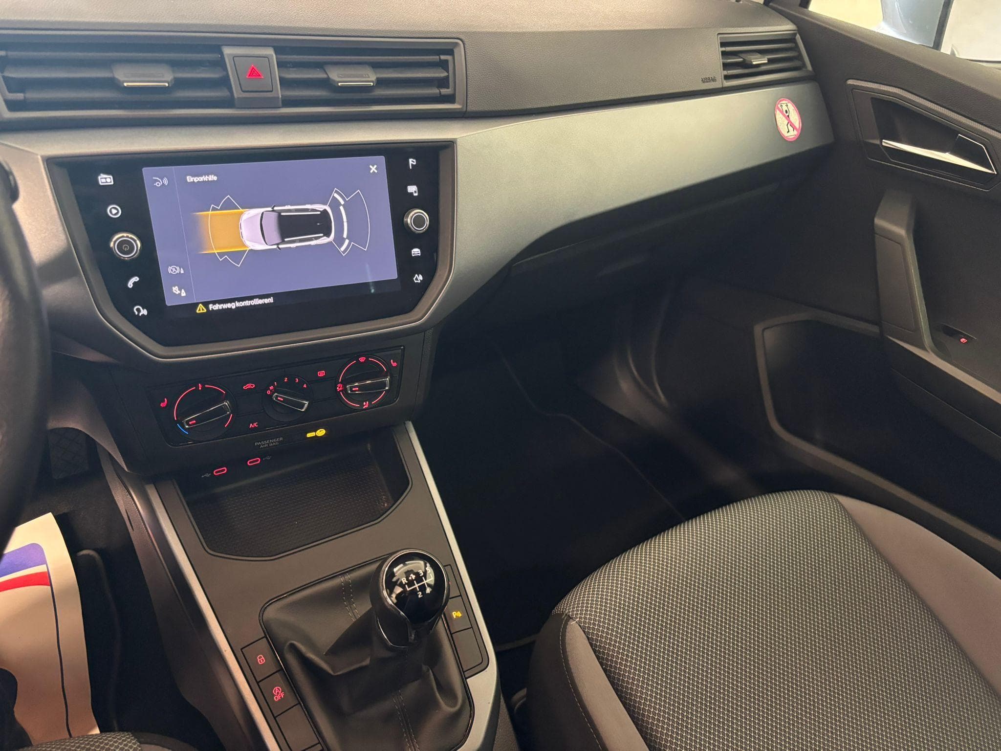 Seat Arona (2021) - Photo 10