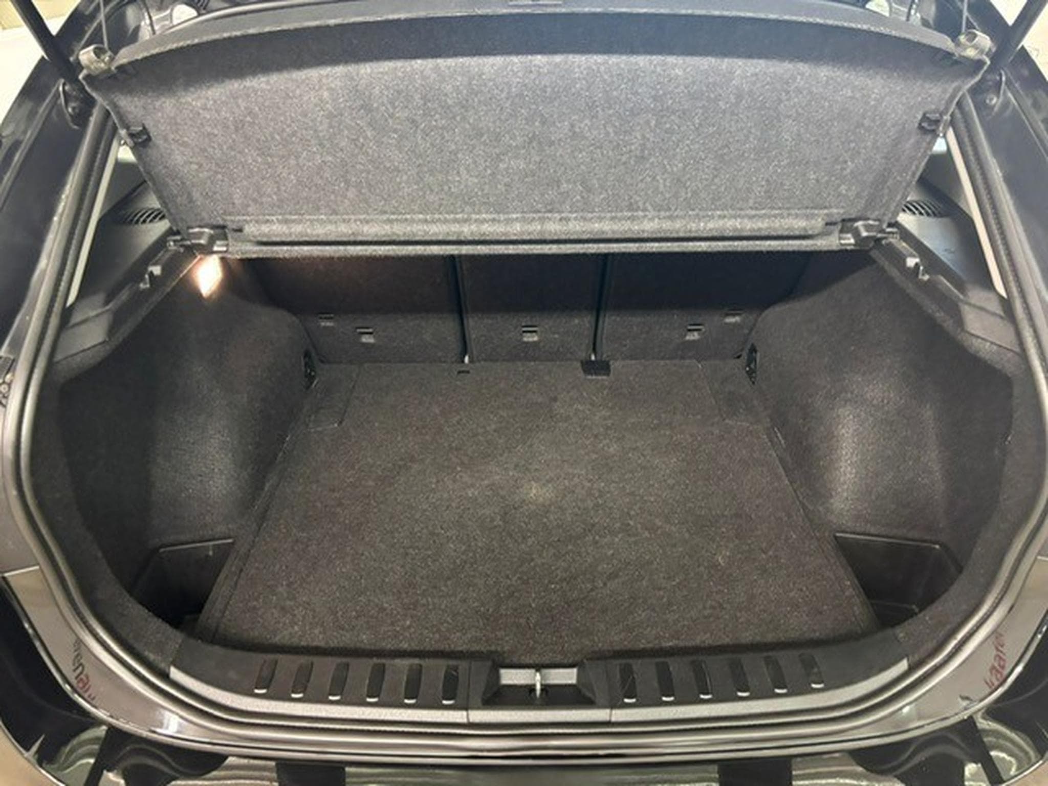 BMW X1 18i sDrive (2014) - Photo 13