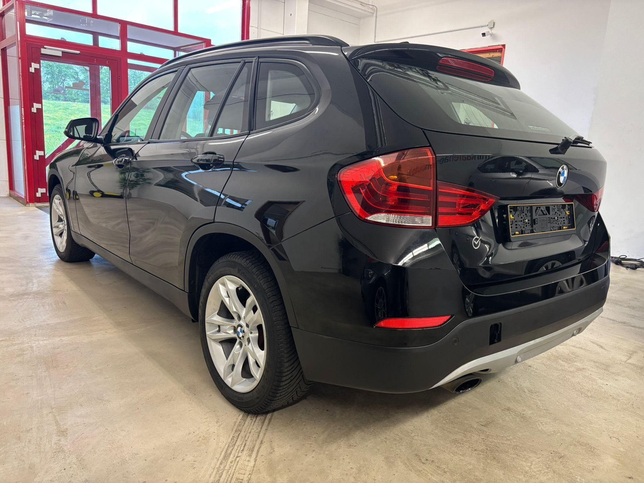 BMW X1 18i sDrive (2014) - Photo 4