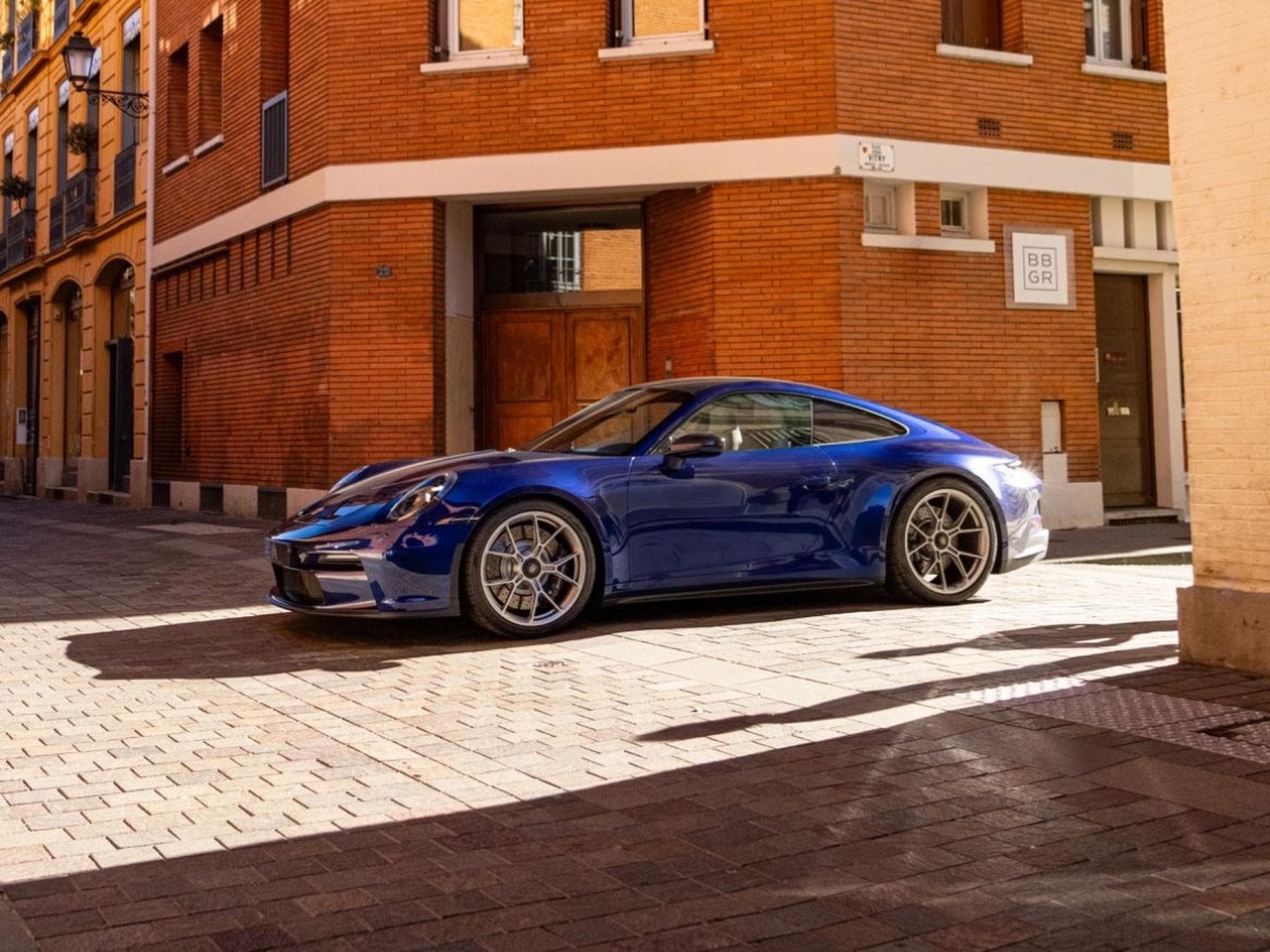 Porsche 911 GT3 Touring (2023) - Photo 2