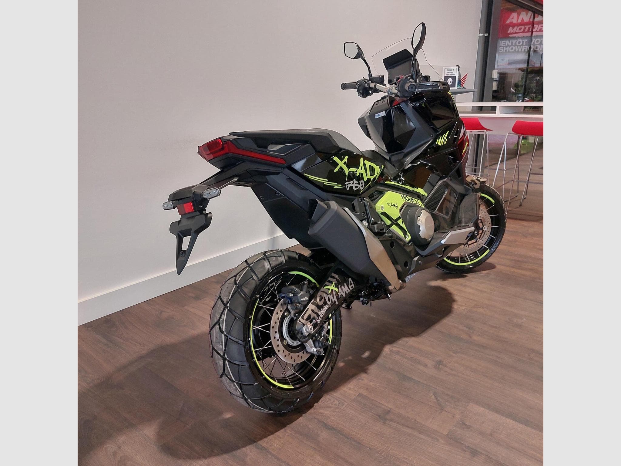 Honda X-ADV 750 (2027) - Photo 4