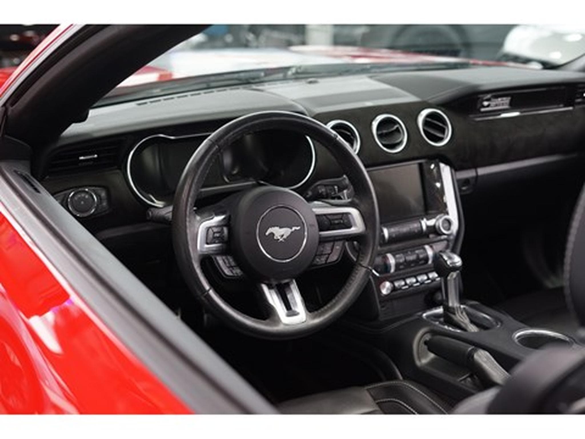 Ford Mustang 5.0Ti V8 GT Cabriolet A10 449cv (2020) - Photo 8