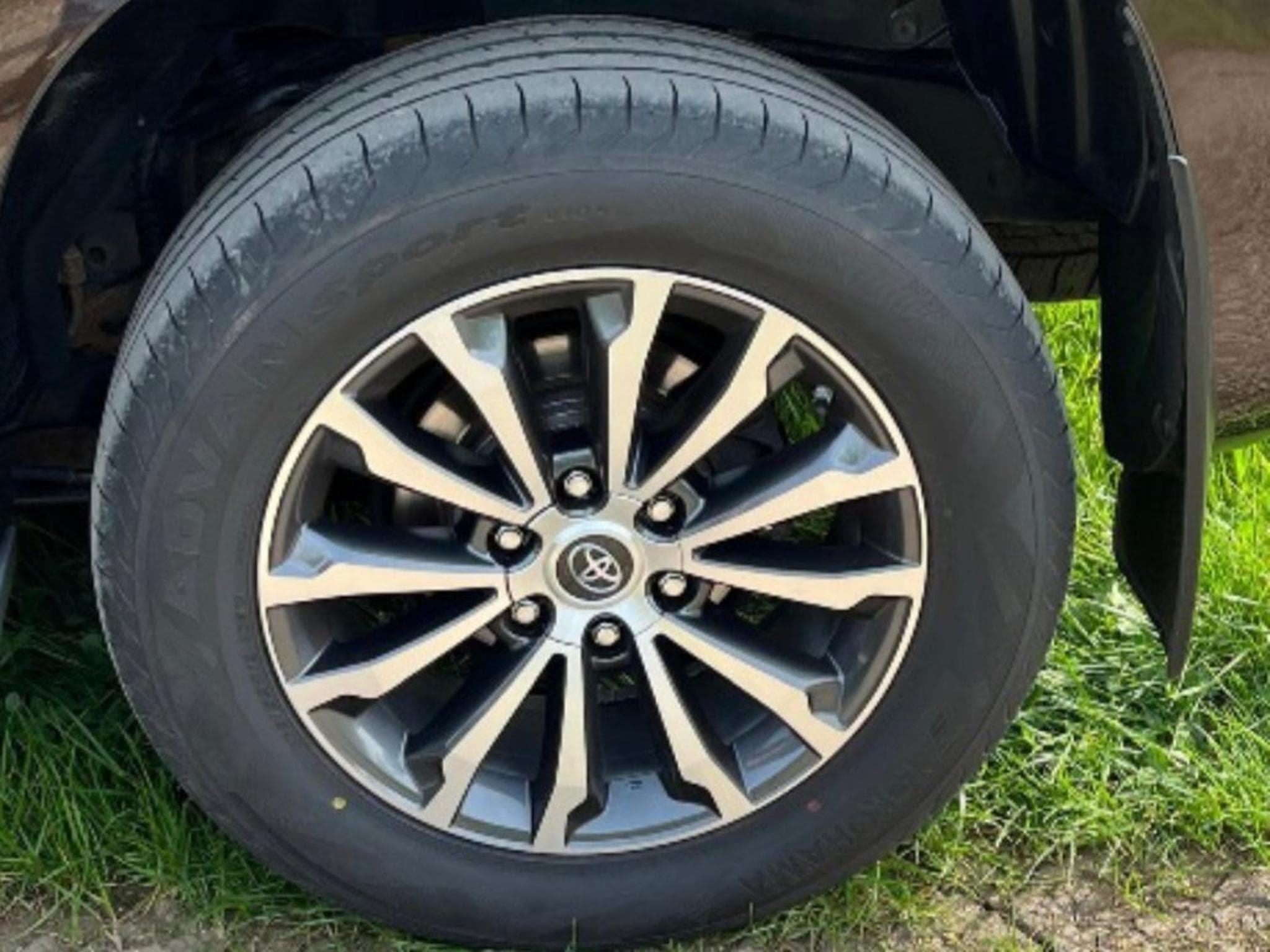 Toyota Land Cruiser TEC - Edition (2018) - Photo 9