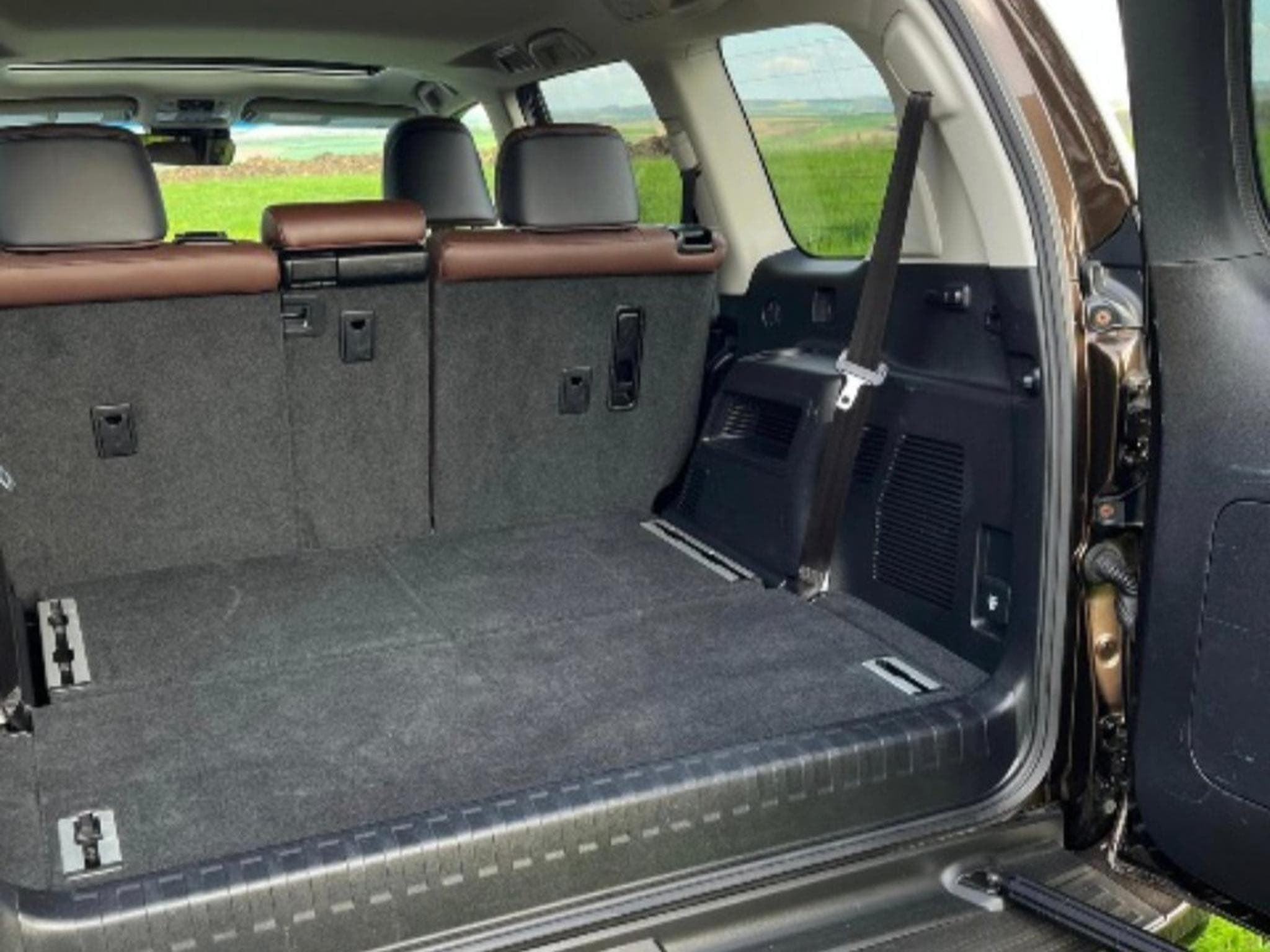 Toyota Land Cruiser TEC - Edition (2018) - Photo 12