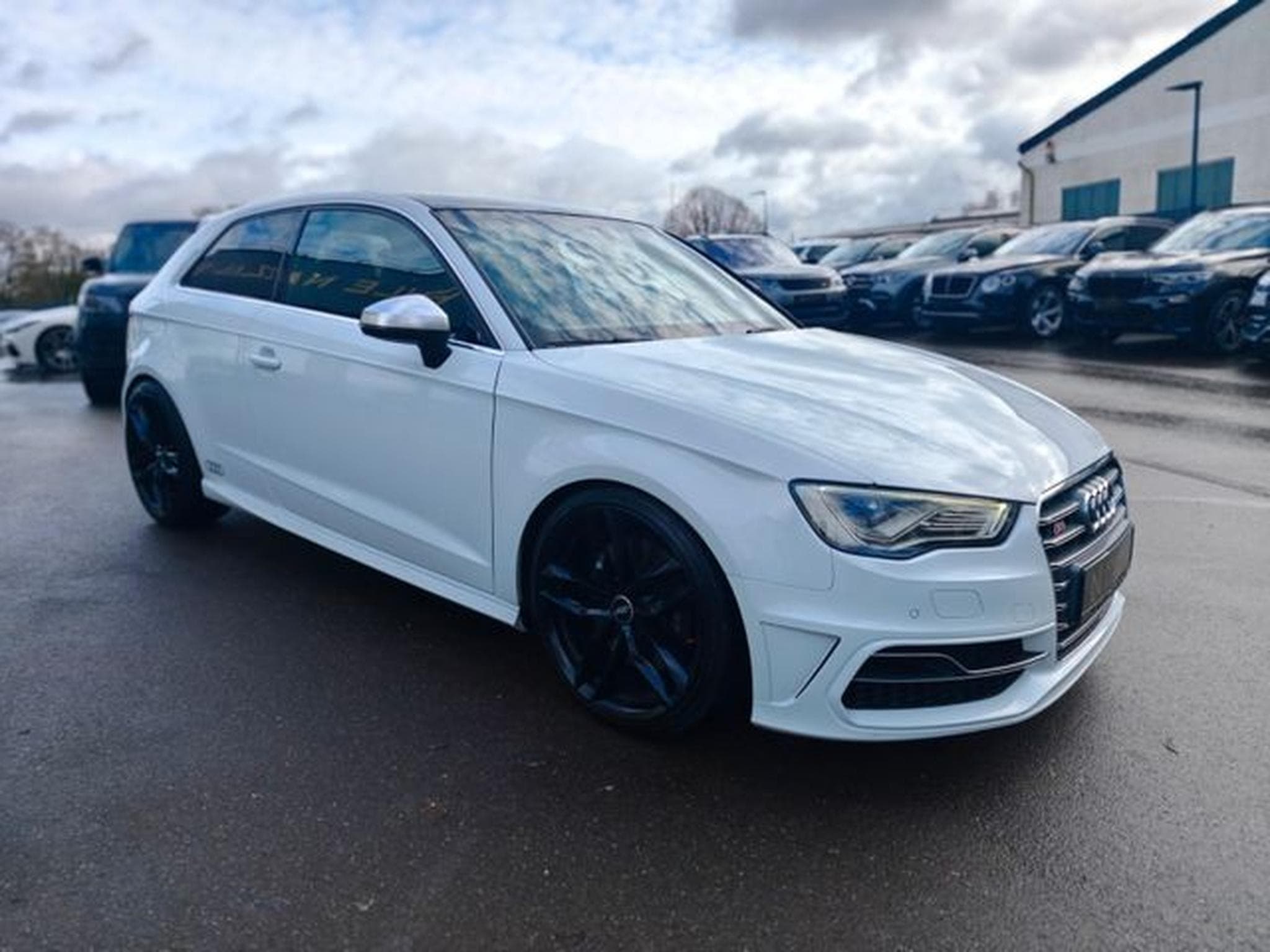 Audi S3 S3 2.0 TFSI *PANORAMA*B&amp;O*MAGNETIC RIDE*LEDER* (2013) - Photo 4