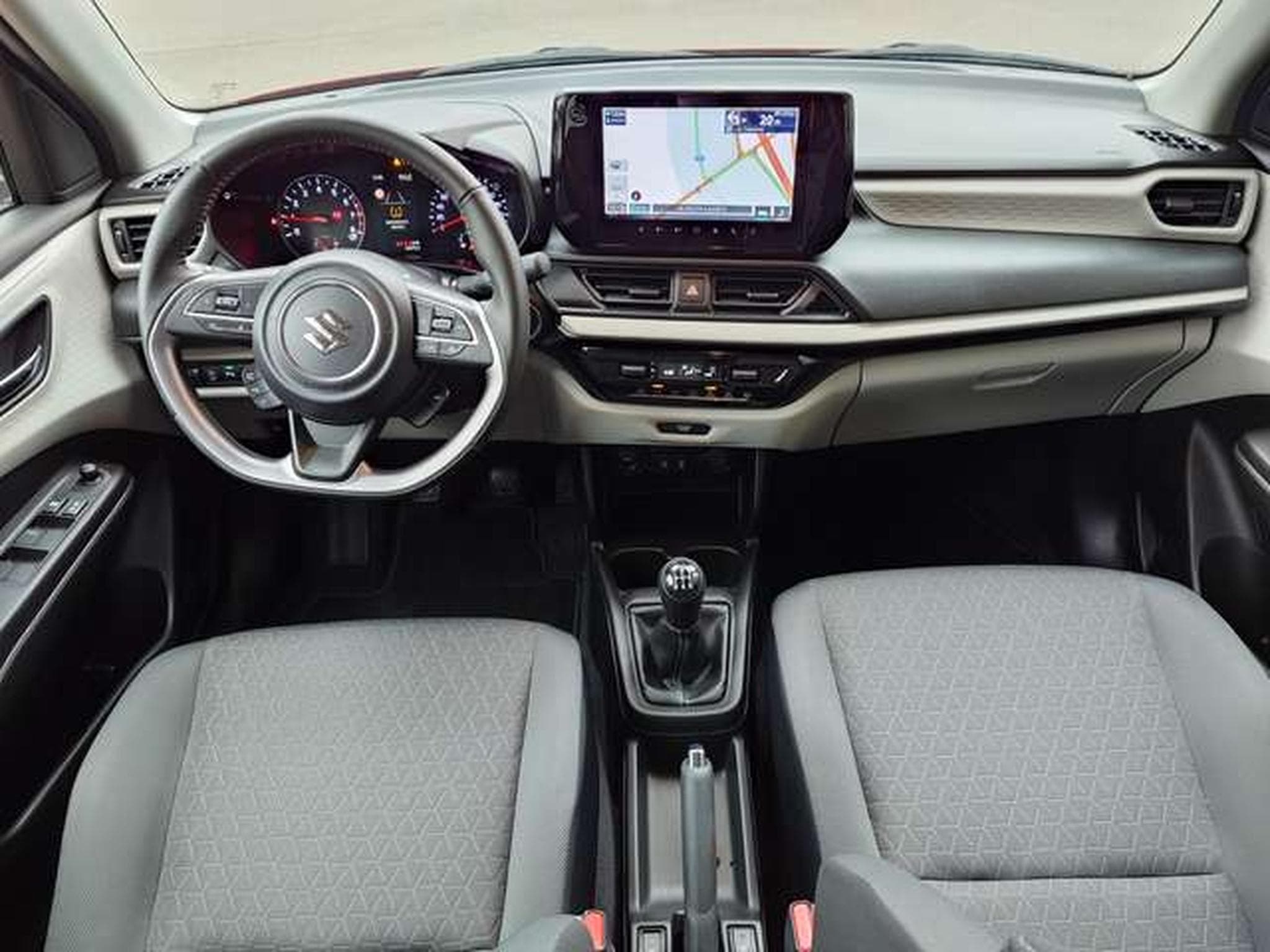 Suzuki Swift Swift 1.2i SHVS Grand Luxe 12V (2025) - Photo 4