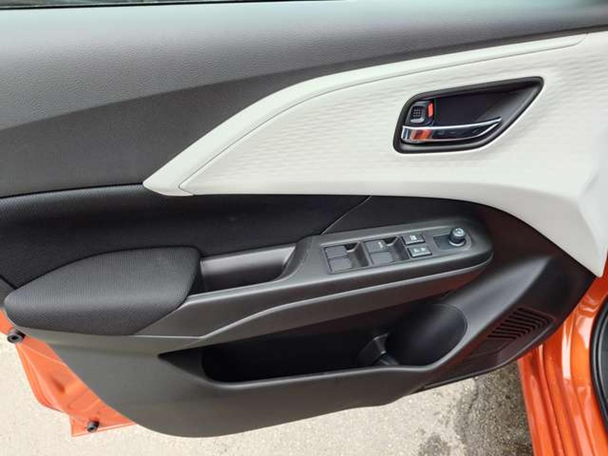 Suzuki Swift Swift 1.2i SHVS Grand Luxe 12V (2025) - Photo 7