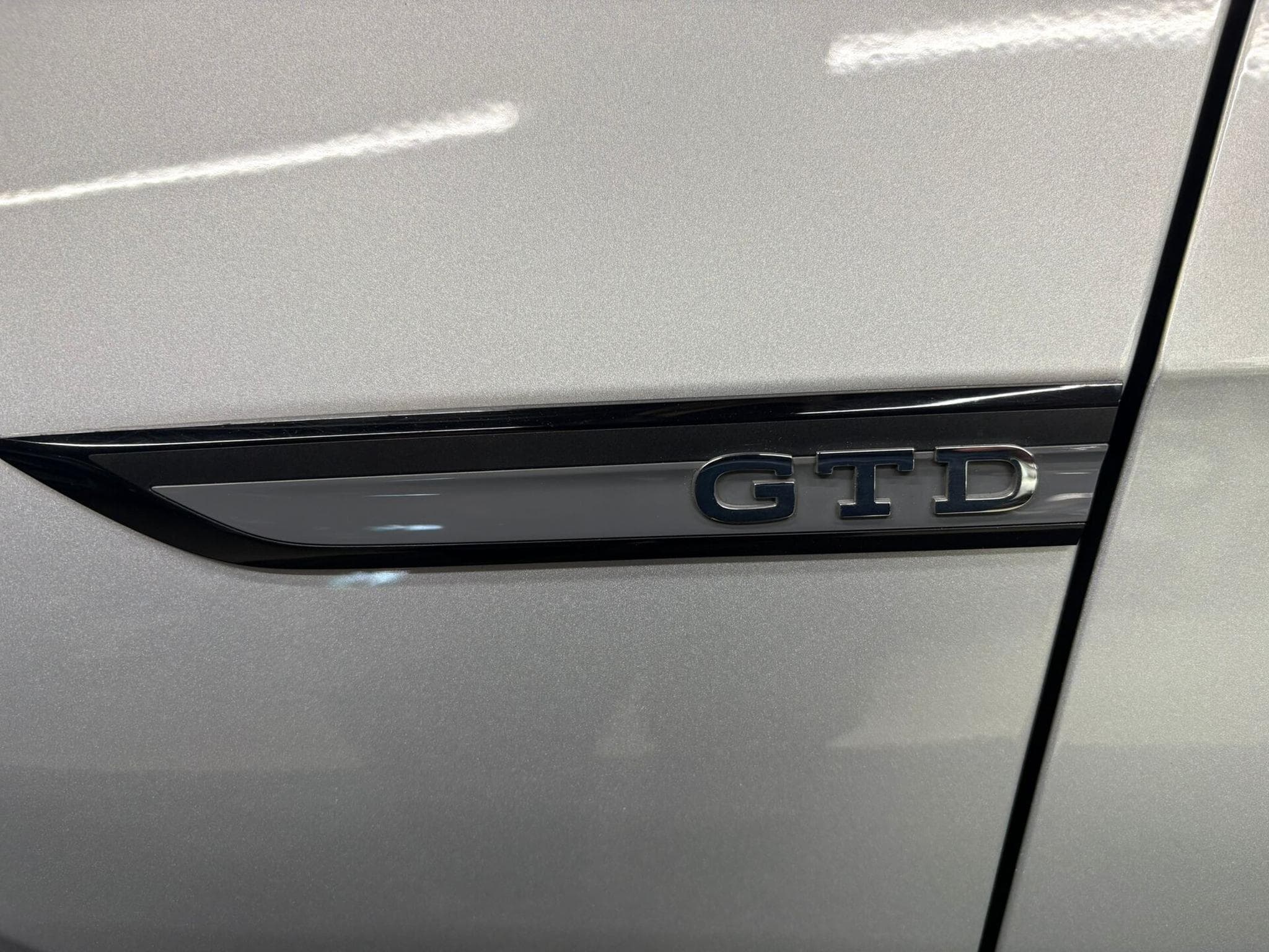 VW Golf GTD 2.0 TDI 200CV CAMERA/NAVI/CARPLAY (2022) - Photo 8