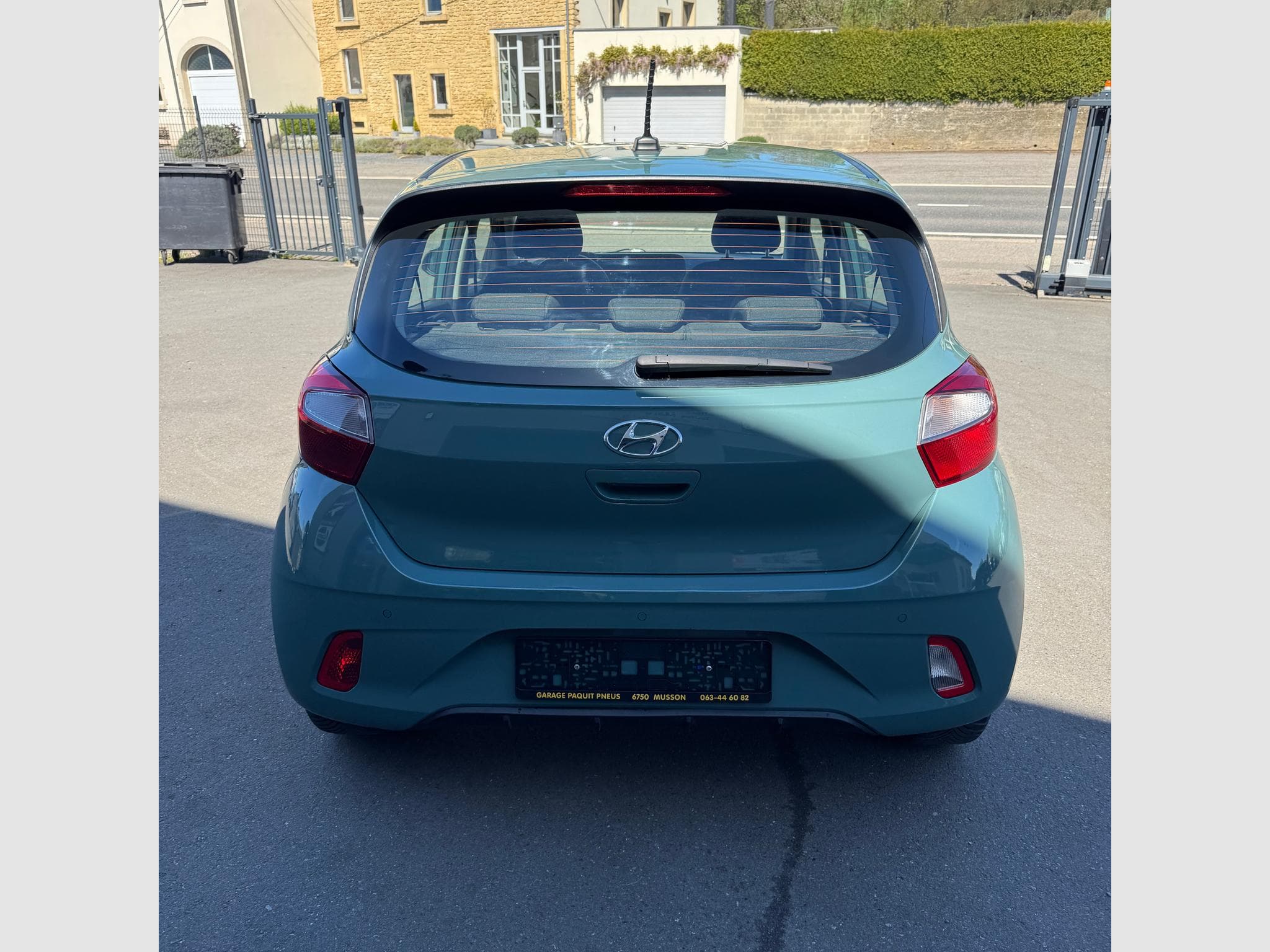 Hyundai i10 1,0TWIST TECHNO PACK (2021) - Photo 6