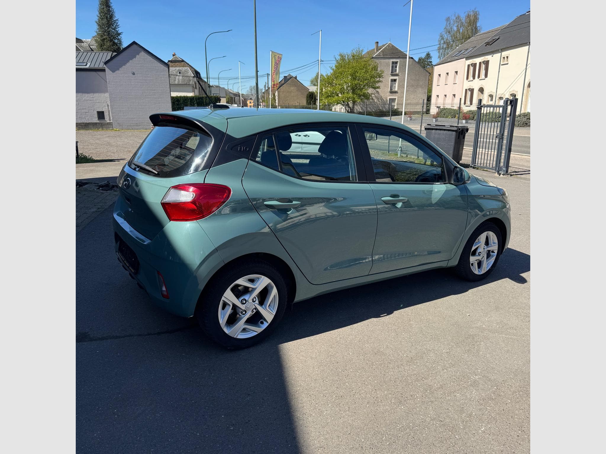 Hyundai i10 1,0TWIST TECHNO PACK (2021) - Photo 4