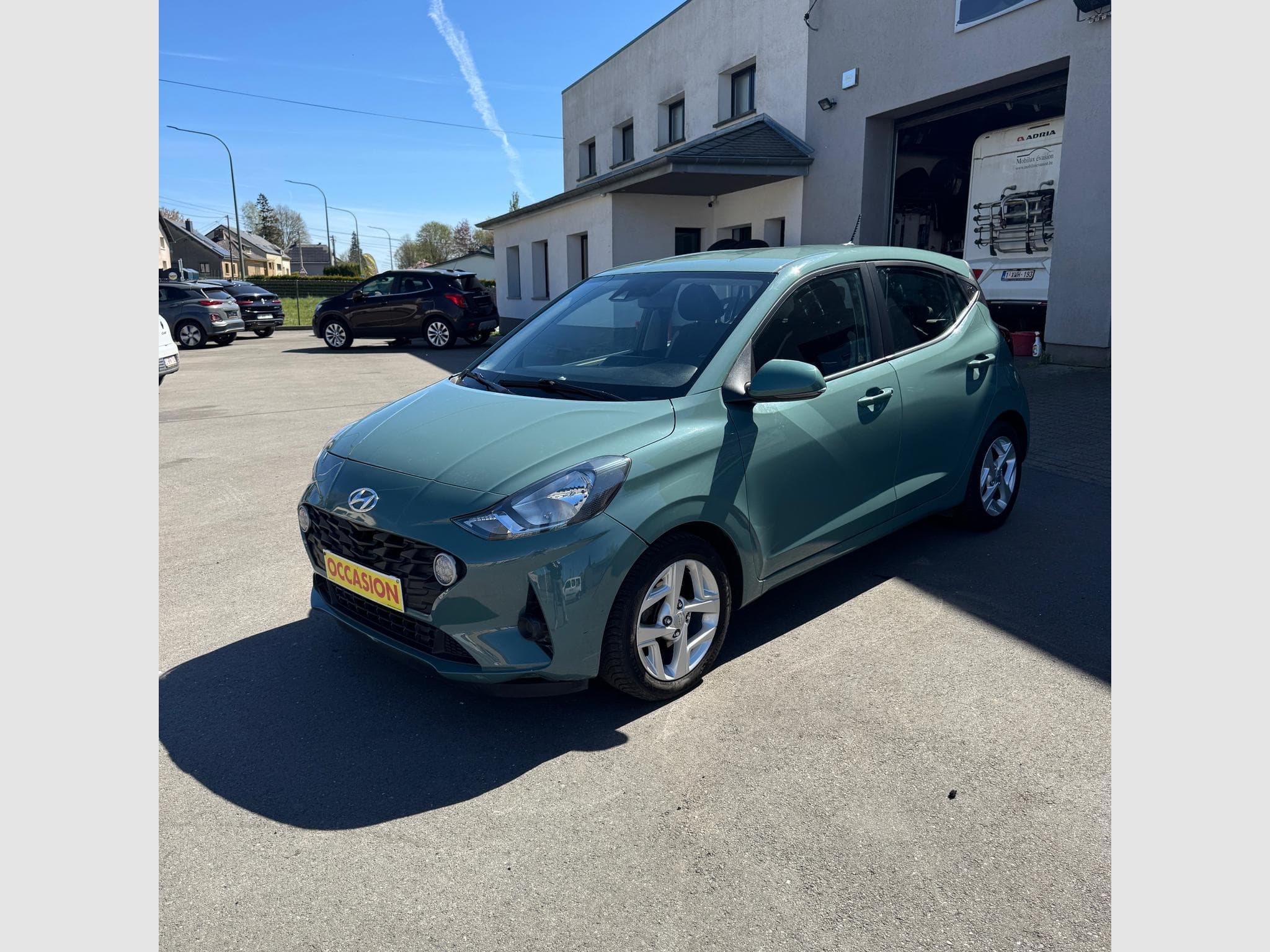 Hyundai i10 1,0TWIST TECHNO PACK (2021) - Photo 2