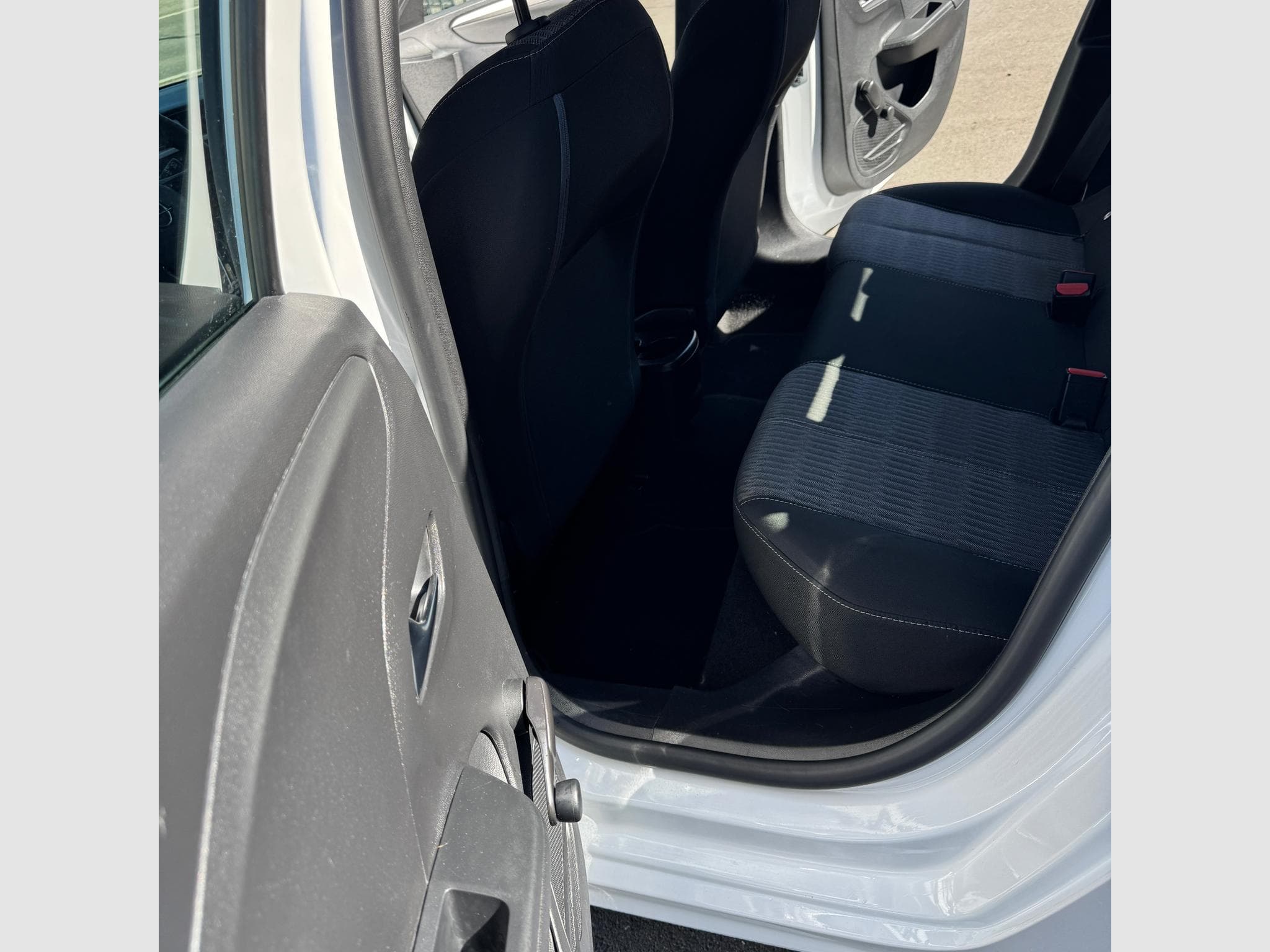 Opel Corsa 1,2 I EDITION (2022) - Photo 15
