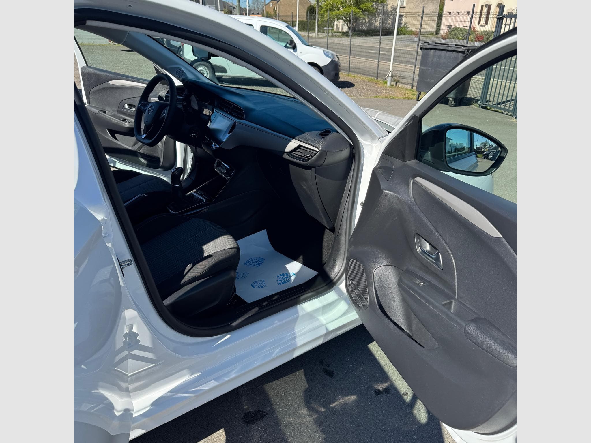 Opel Corsa 1,2 I EDITION (2022) - Photo 7