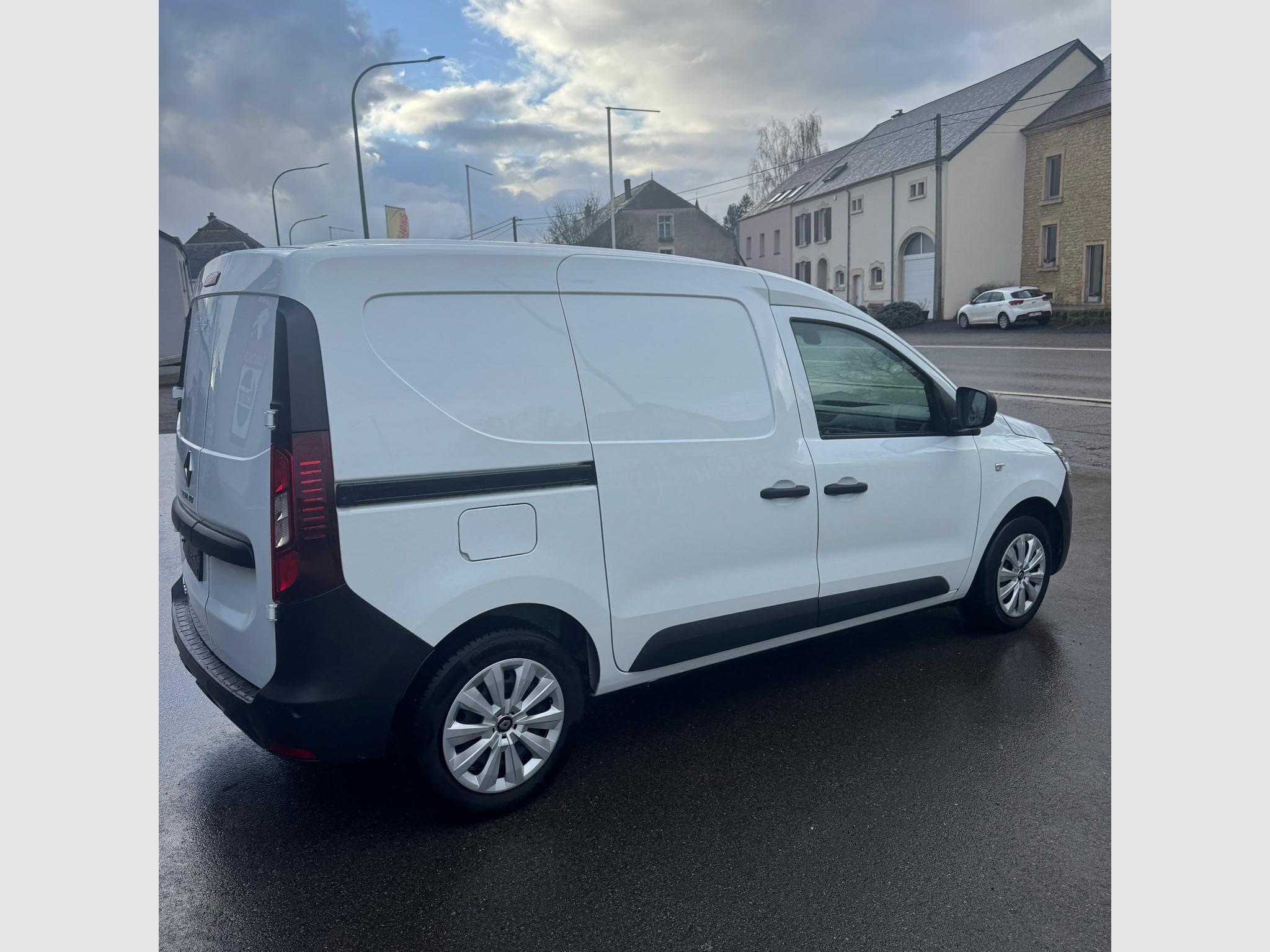 Renault Express 1,5 BLUE ECOLEALER COMFORT (2022) - Photo 4