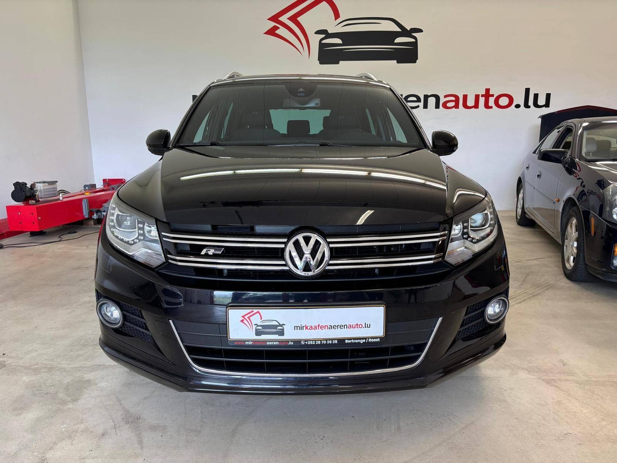 VW Tiguan R-Line 4x4 (2016) - Photo 2