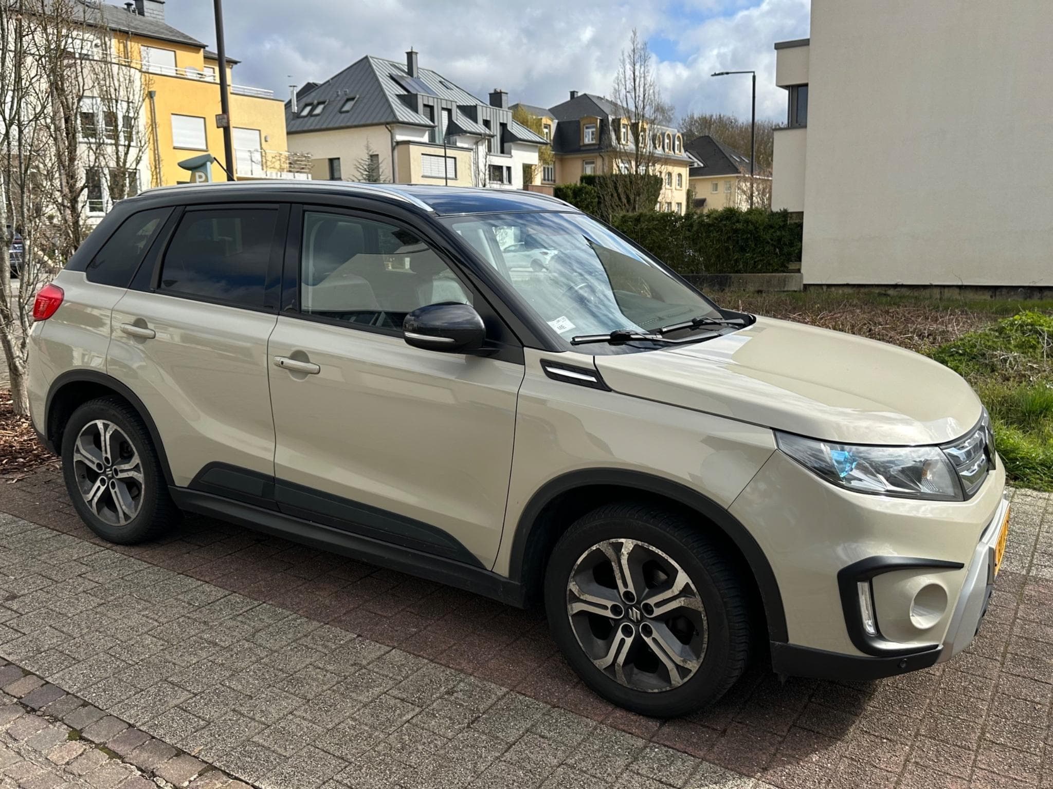 Suzuki Vitara COMFORT ALLGRIP + LED|AHK|ACC|PANO|NAVI| (2016) - Photo 1