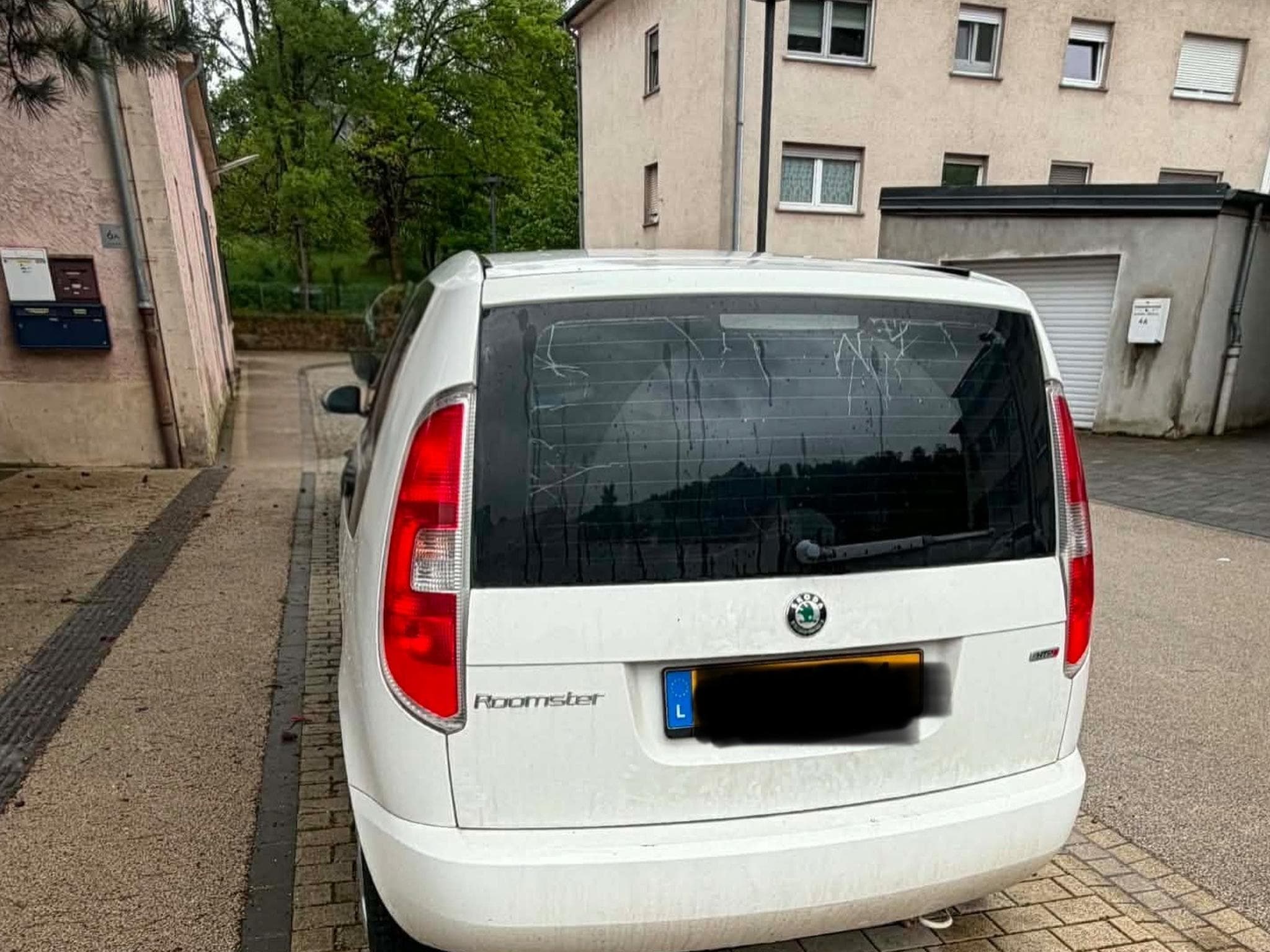 Skoda Roomster (2010) - Photo 2