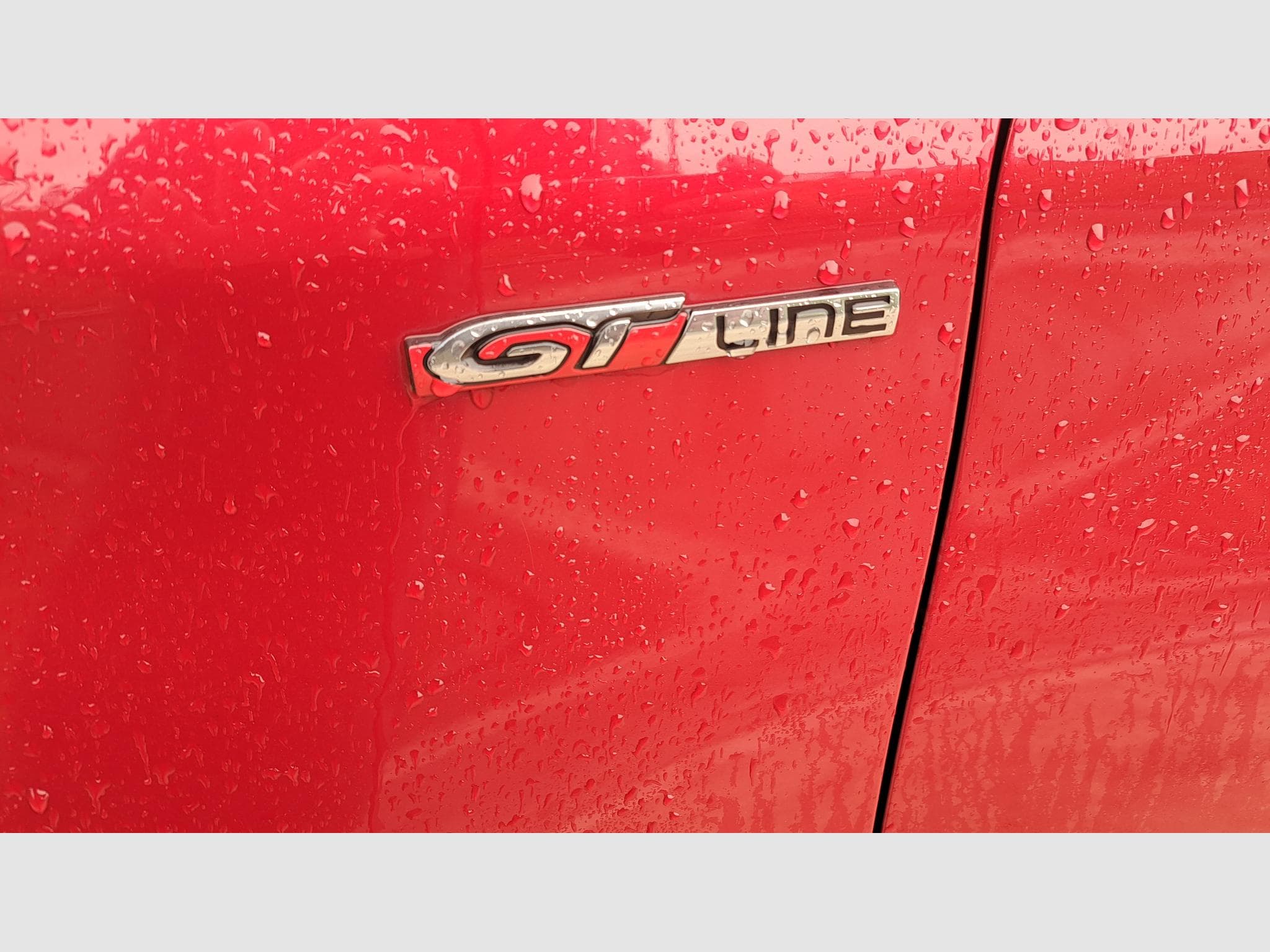 Peugeot 2008 1.6 e-HDI 100cv GT-Line (2018) - Photo 18