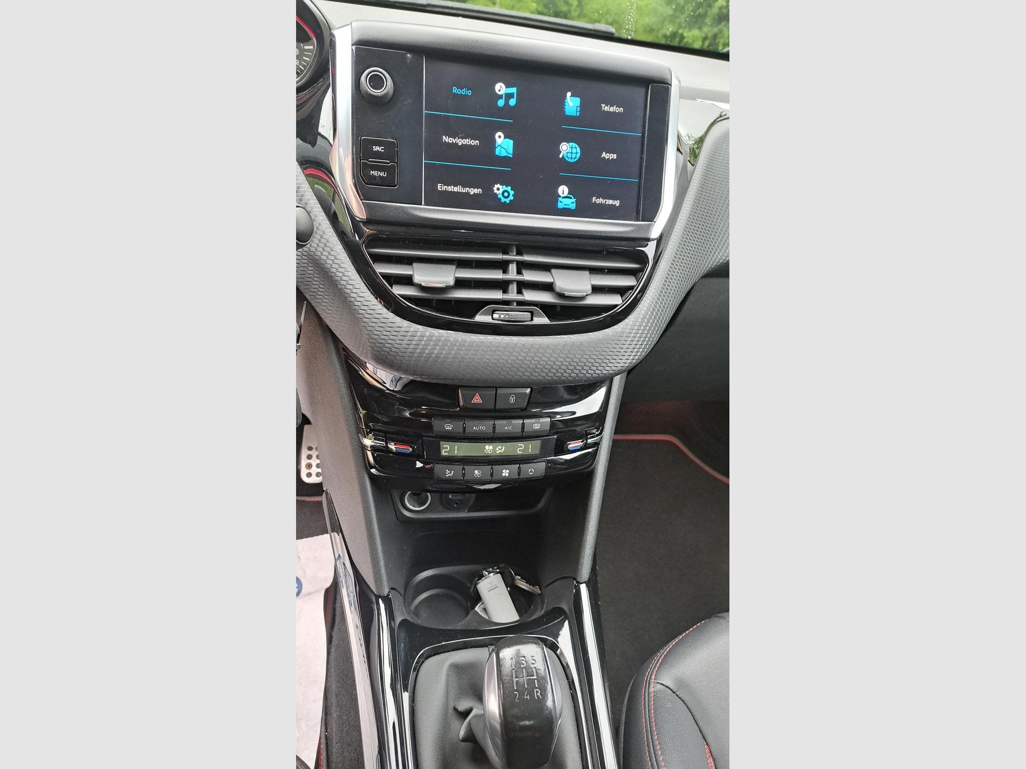 Peugeot 2008 1.6 e-HDI 100cv GT-Line (2018) - Photo 11