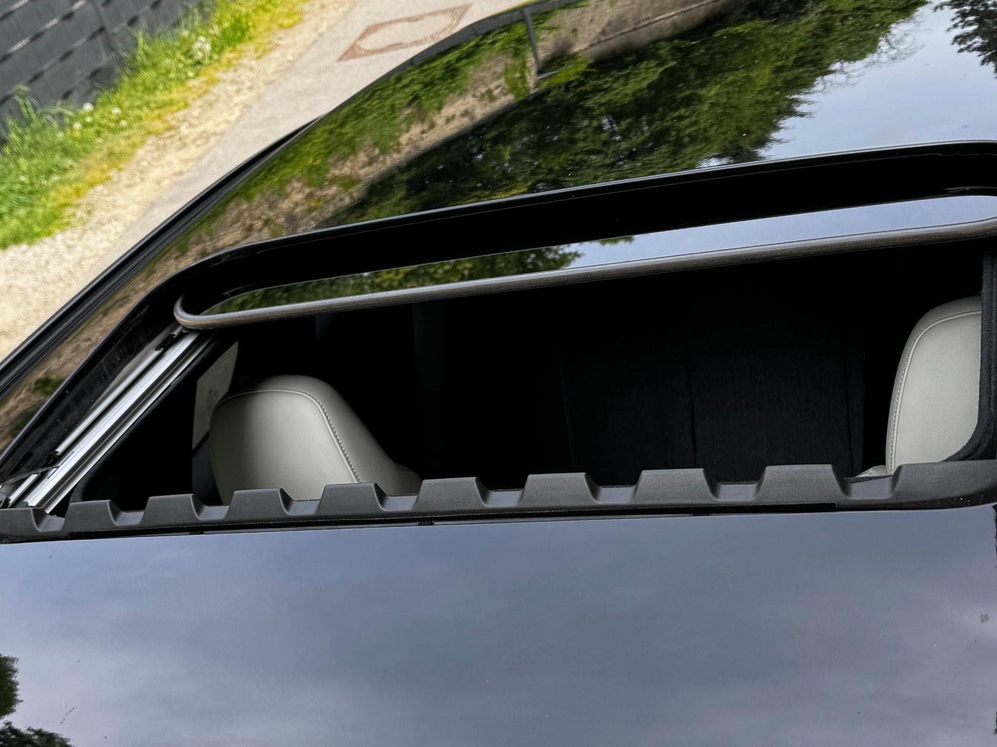 Mazda MX-30 (2021) - Photo 15