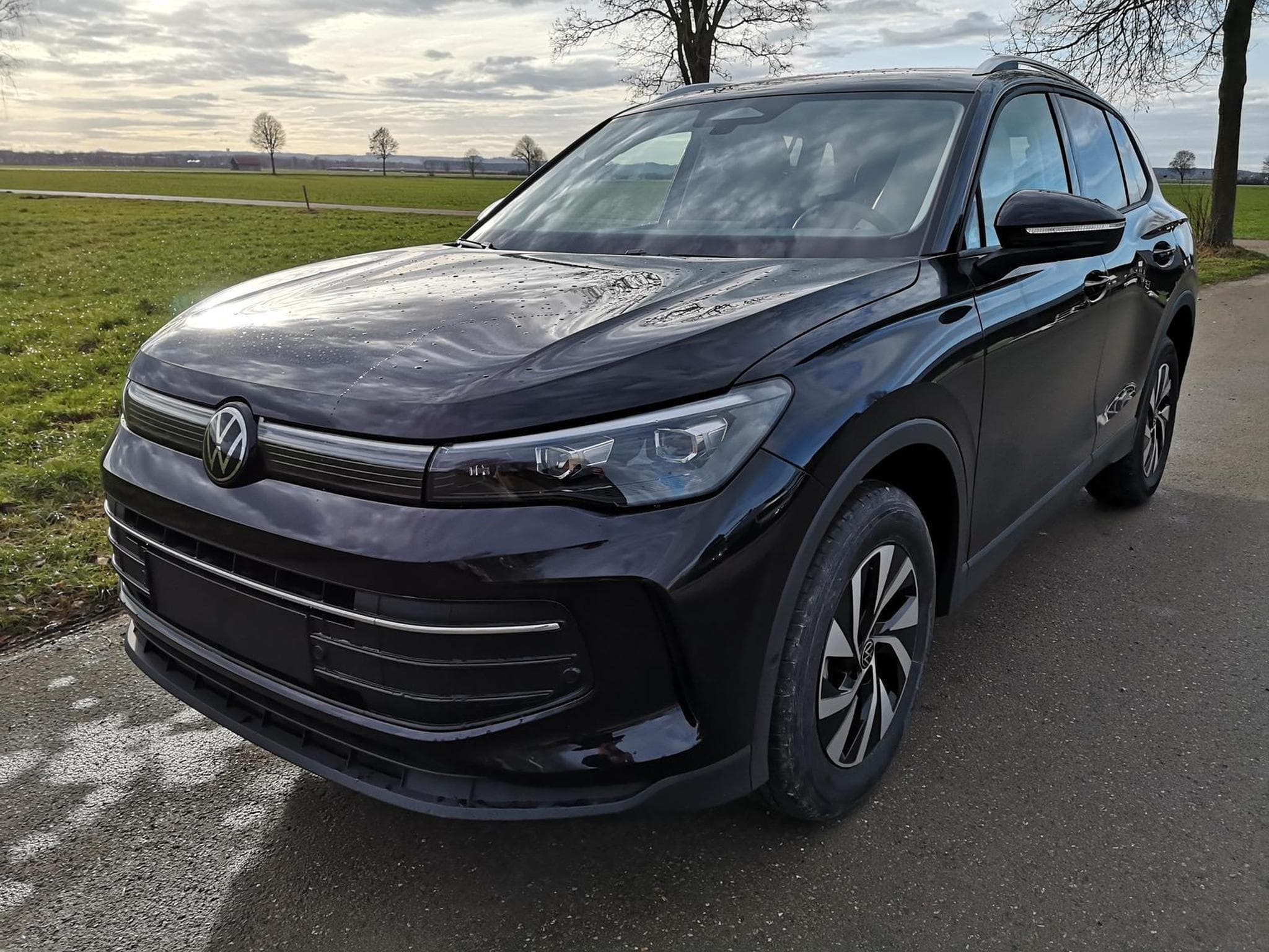 VW Tiguan 1.5 eTSI 96 kW Life (2025) - Photo 1