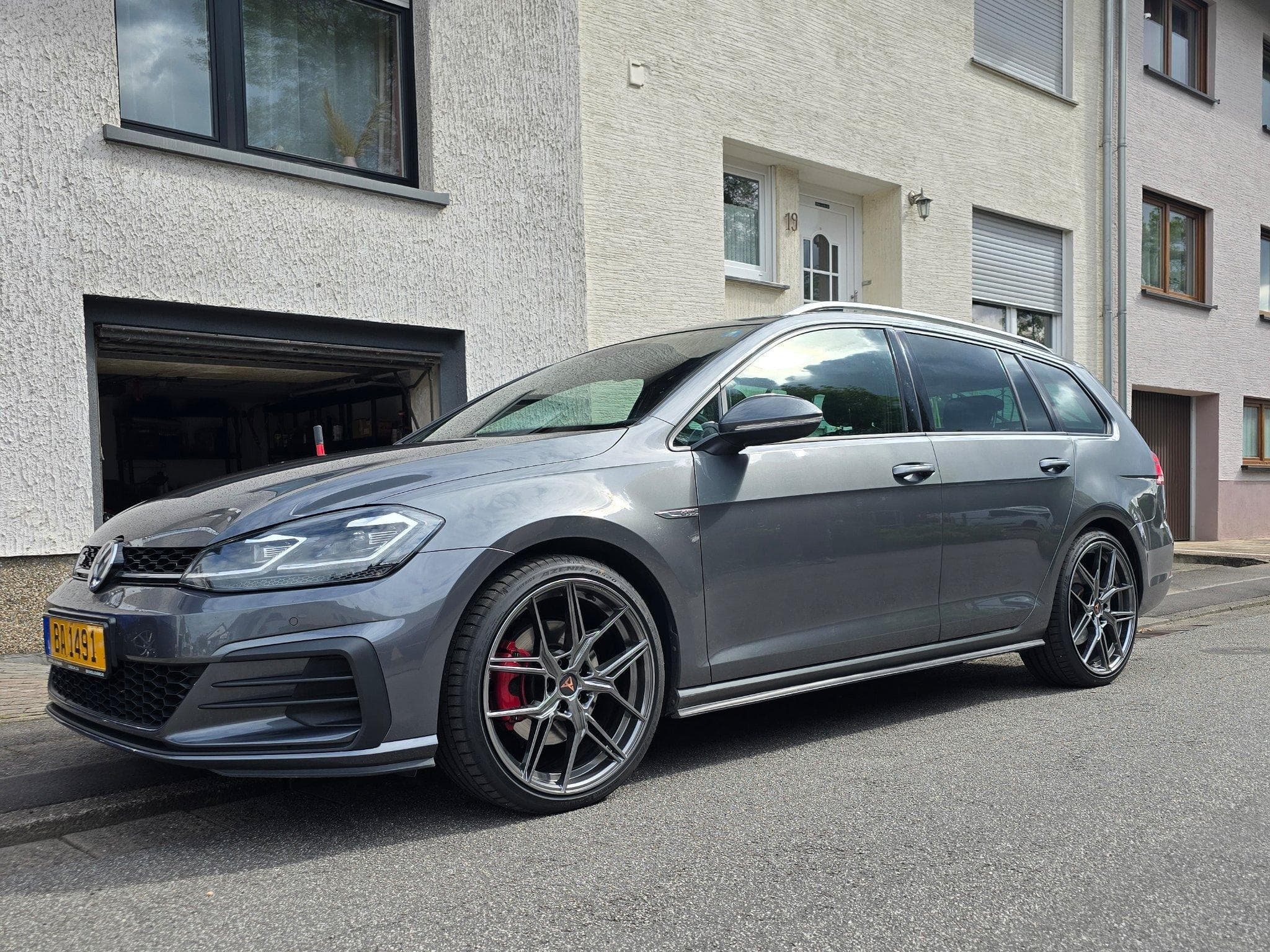 VW Golf VII GTD DSG Variant (2017) - Photo 5