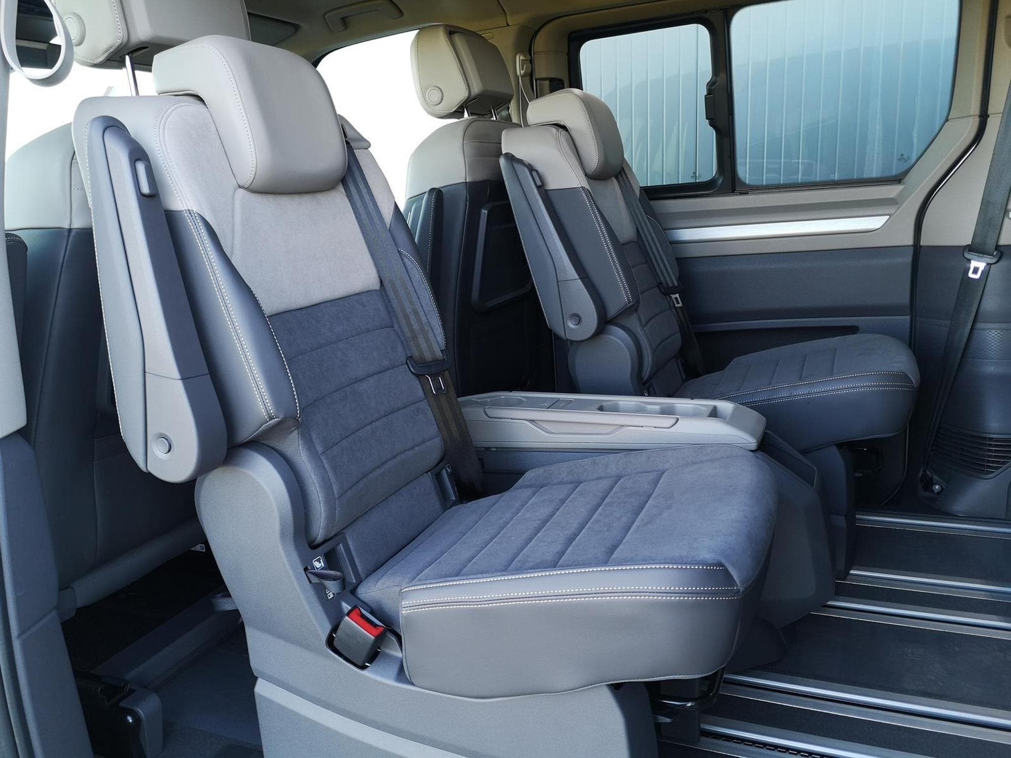 VW T7 Edition (2026) - Photo 9