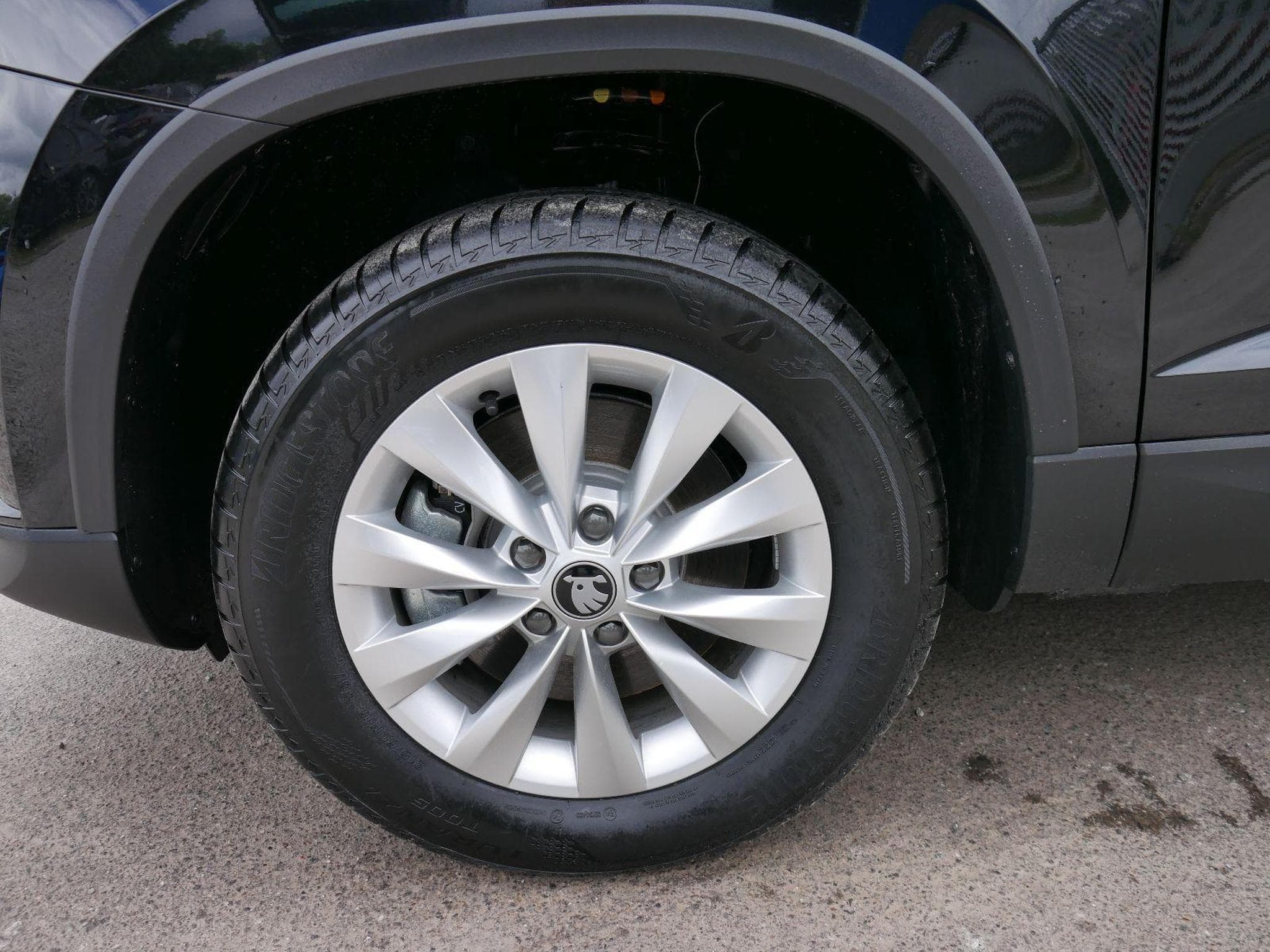 Skoda Karoq Selection 2.0 TDI DSG 4x4 (2026) - Photo 3