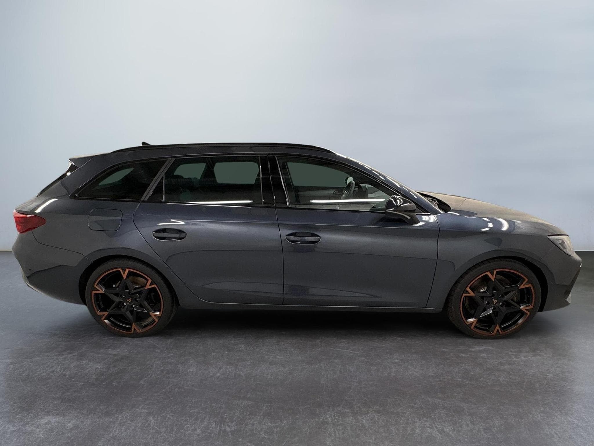 Cupra Leon VZ (2026) - Photo 8