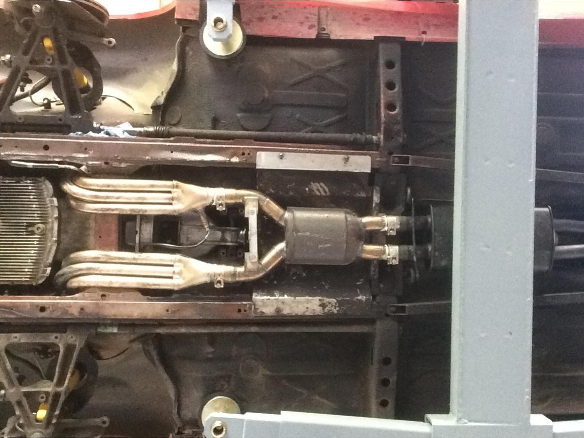 Alfa-Romeo 75 3.0 QV Potentiata (1991) - Photo 11