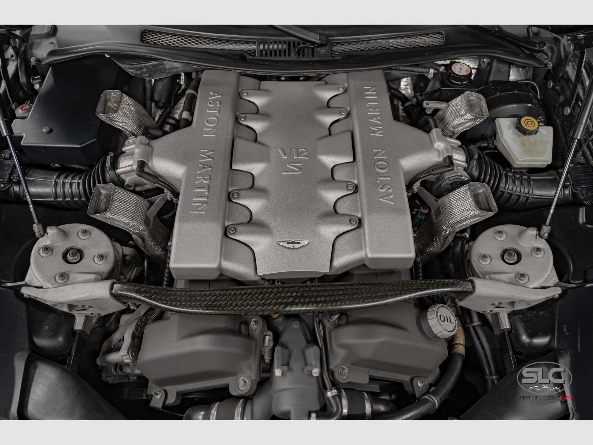 Aston-Martin Vanquish Vanquish S 528HP EU Version (2027) - Photo 11