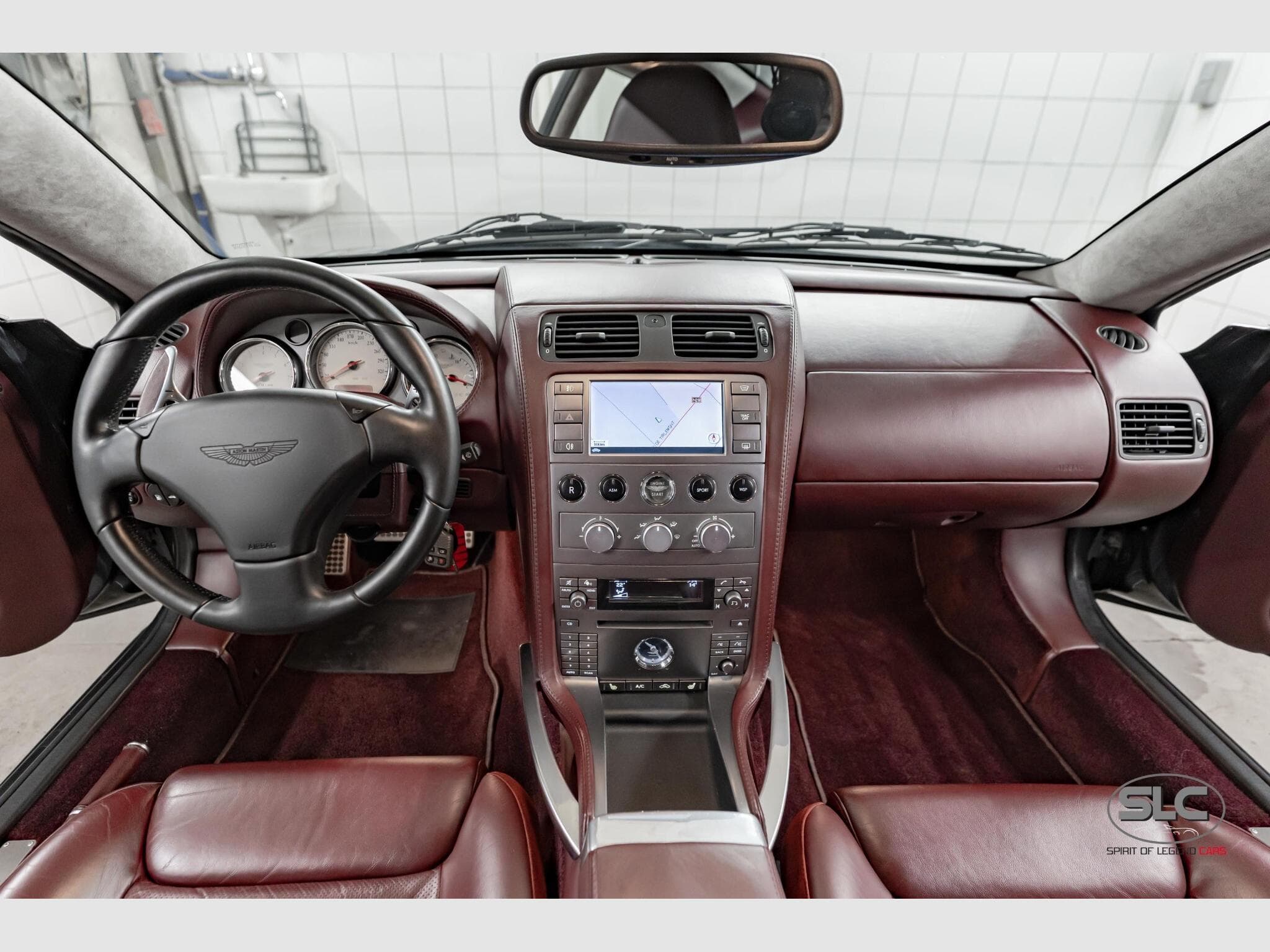 Aston-Martin Vanquish Vanquish S 528HP EU Version (2027) - Photo 5