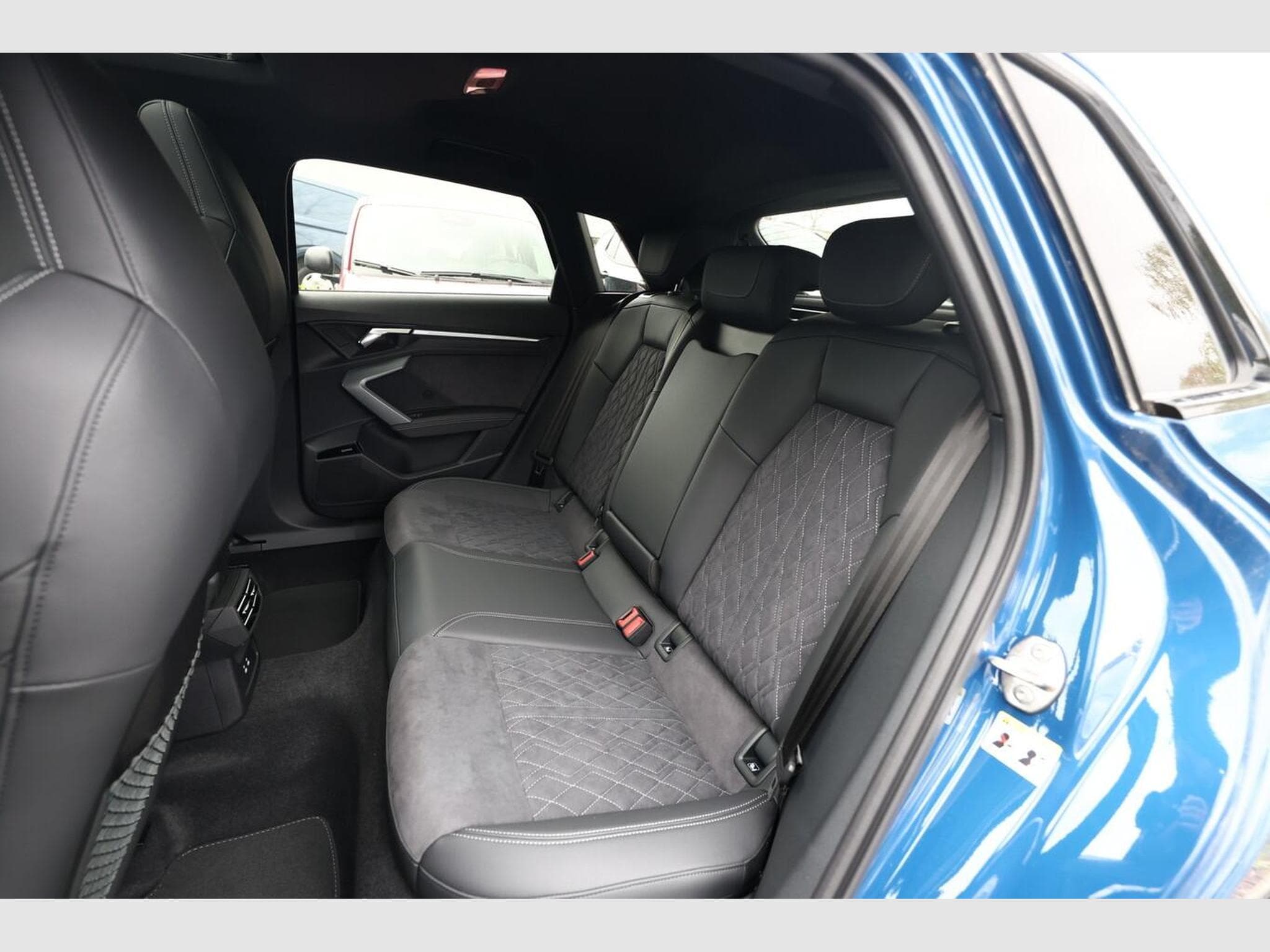 Audi S3 Sportback Matrix Nav (2026) - Photo 10