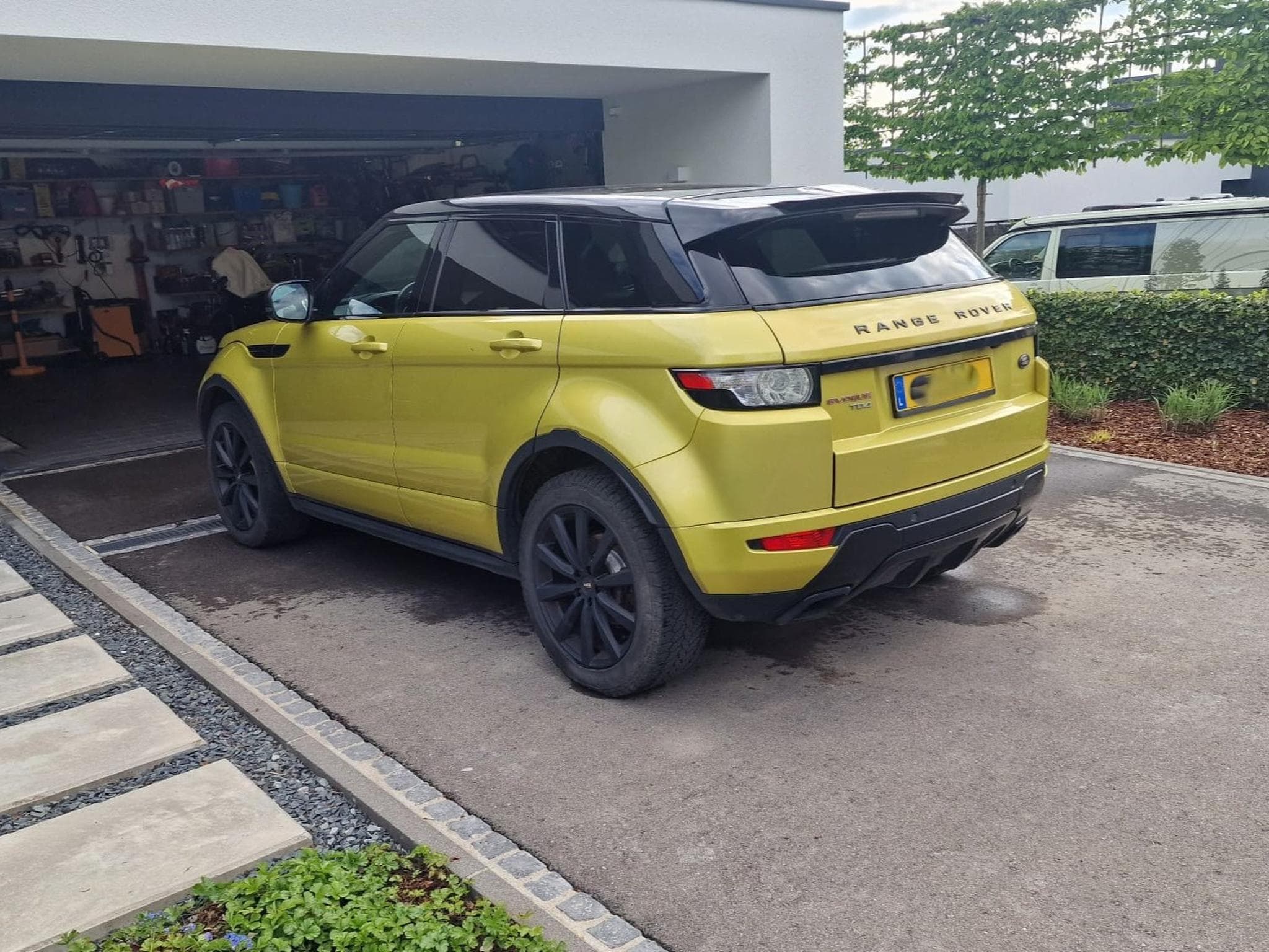 Land-Rover Range Rover Evoque Spec. Edition (2013) - Photo 2