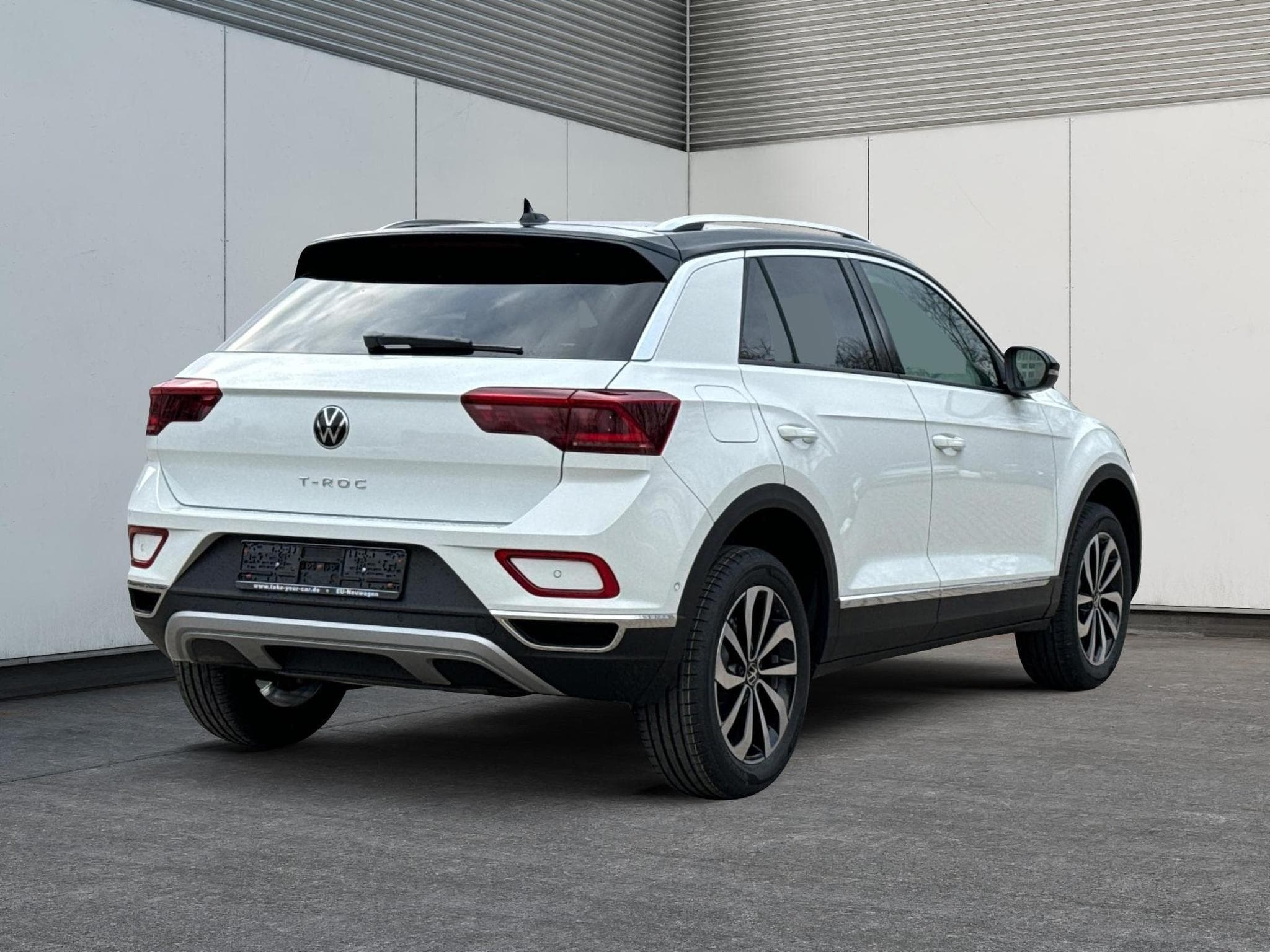 VW T-Roc Limited (2026) - Photo 3