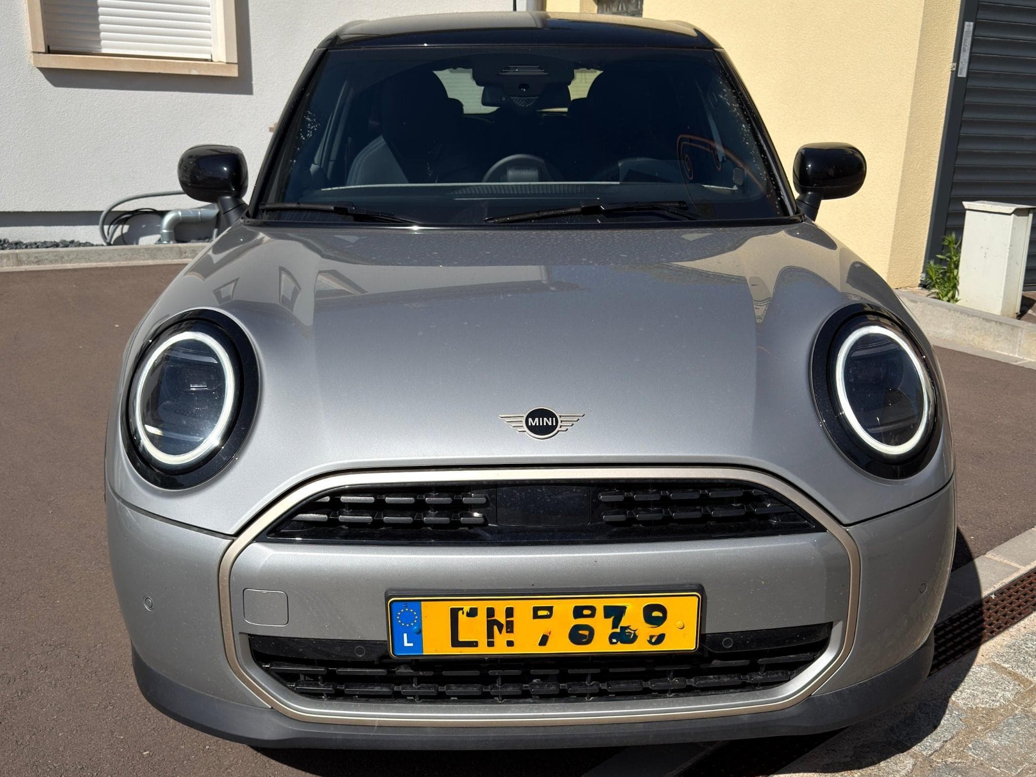 Mini Cooper C Favoured Trim (2025) - Photo 1