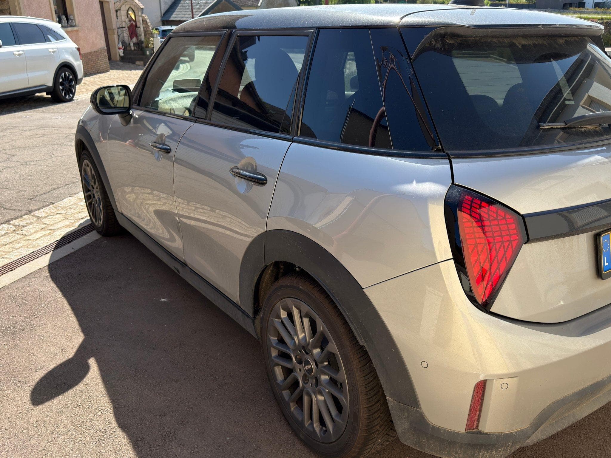 Mini Cooper C Favoured Trim (2025) - Photo 5