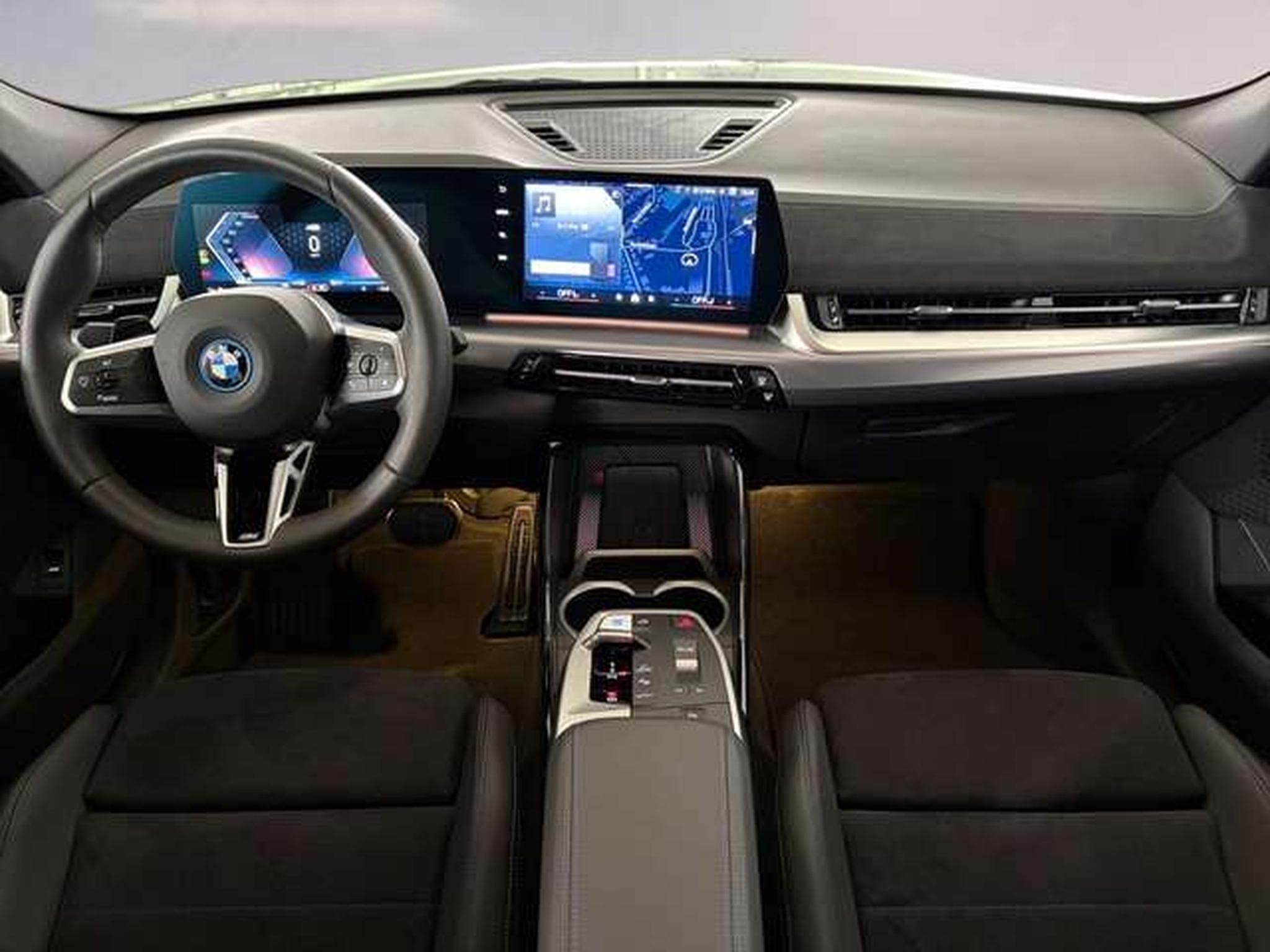 BMW iX2 xDrive30 DAB LED Komfortzg. (2025) - Photo 7