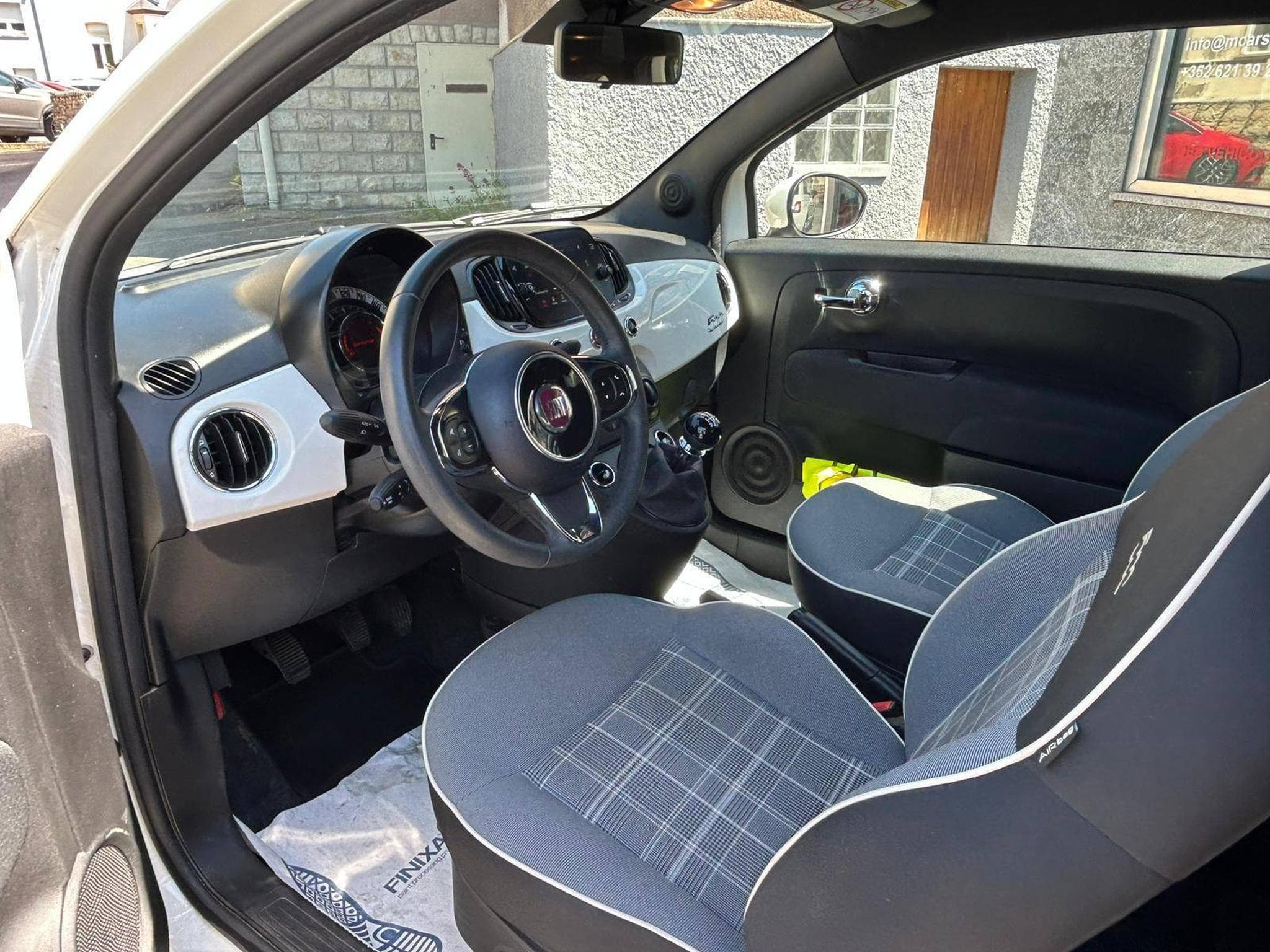 Fiat 500 1.2 ESSENCE (2019) - Photo 9