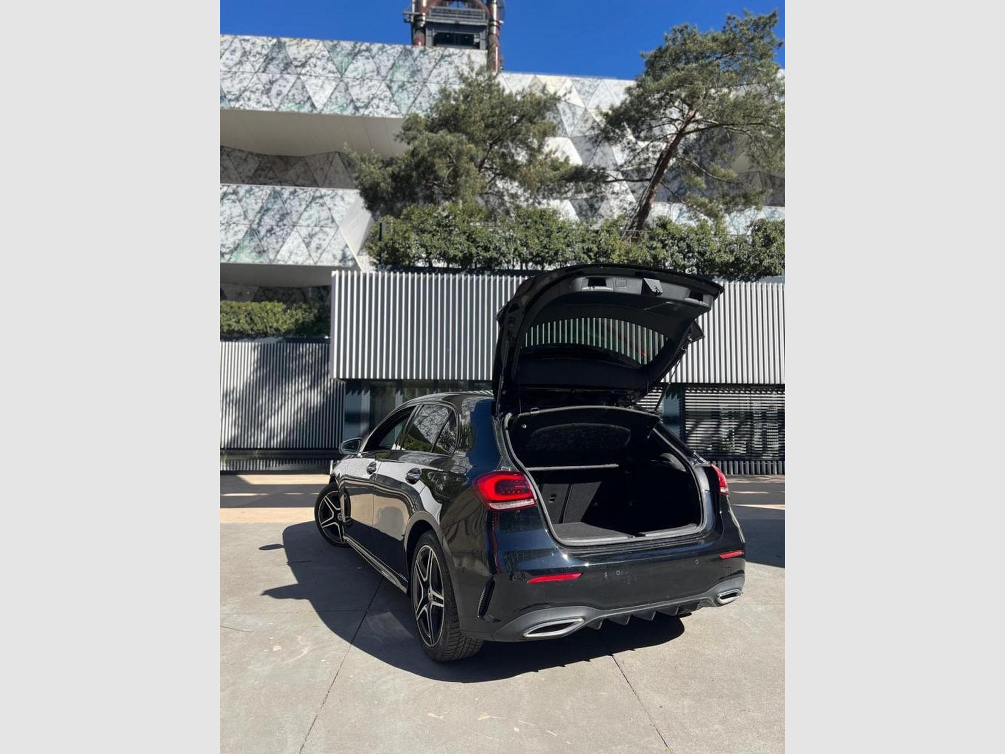 Mercedes A 180 Automatique / Alcantara / Diesel / (2021) - Photo 9