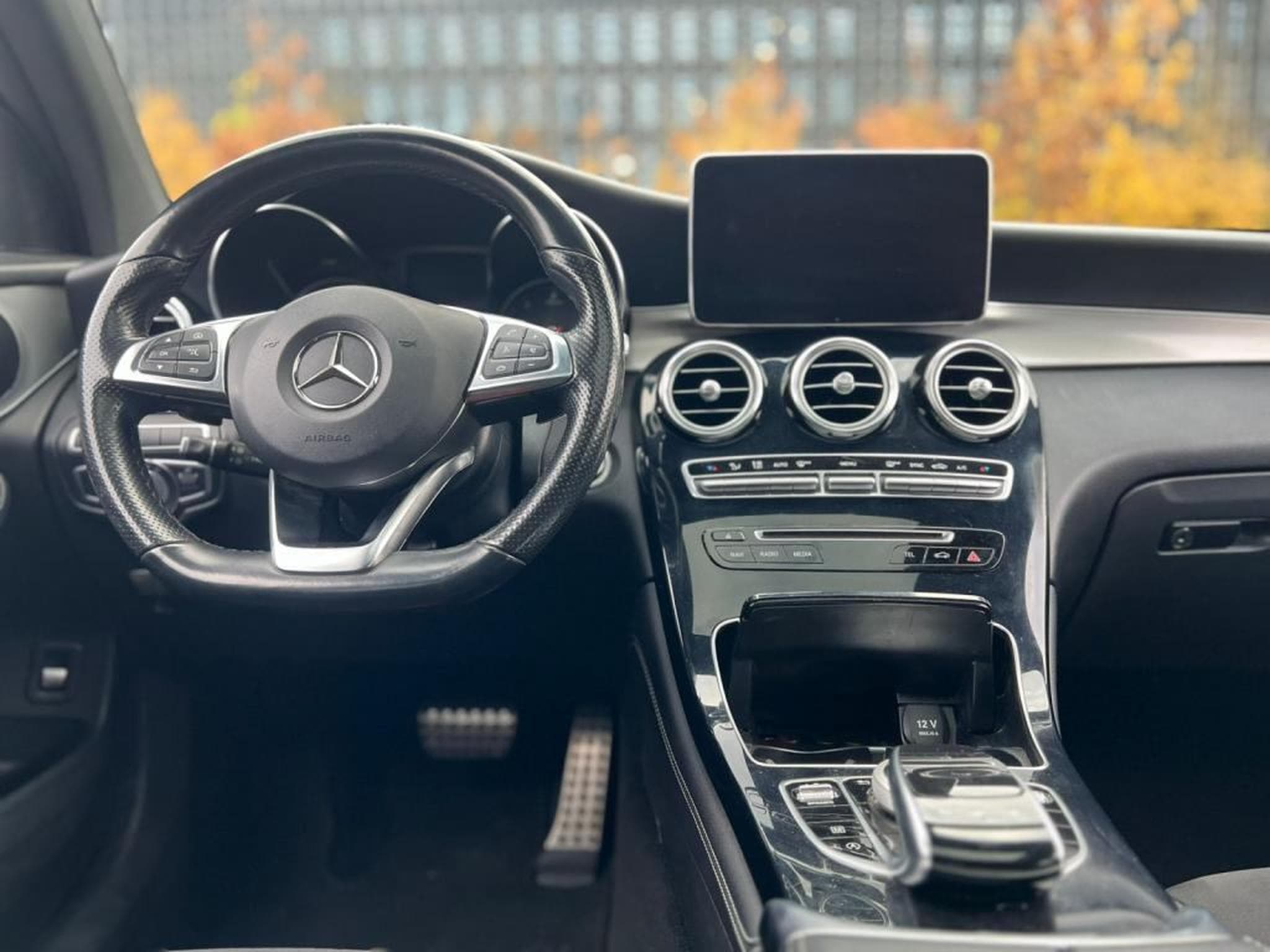 Mercedes GLC 250 Camera 360 / 4 Matic / Malus Payé en France / (2018) - Photo 13