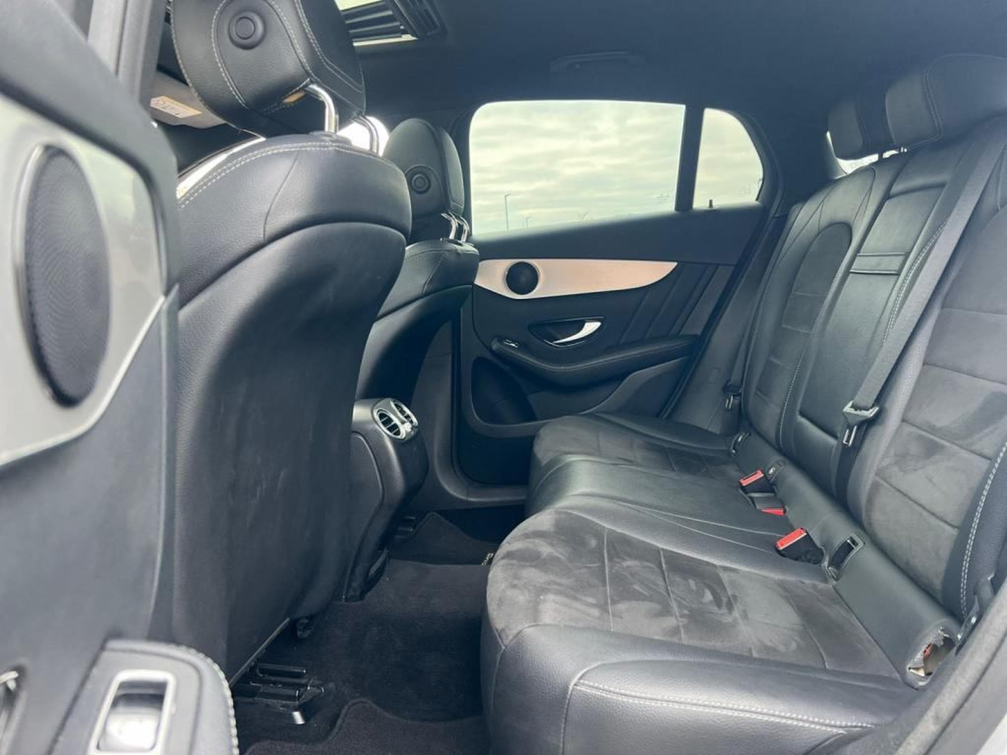 Mercedes GLC 250 Camera 360 / 4 Matic / Malus Payé en France / (2018) - Photo 19