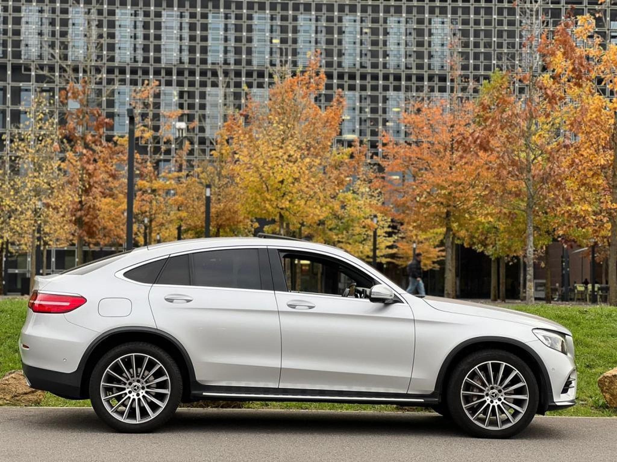Mercedes GLC 250 Camera 360 / 4 Matic / Malus Payé en France / (2018) - Photo 7