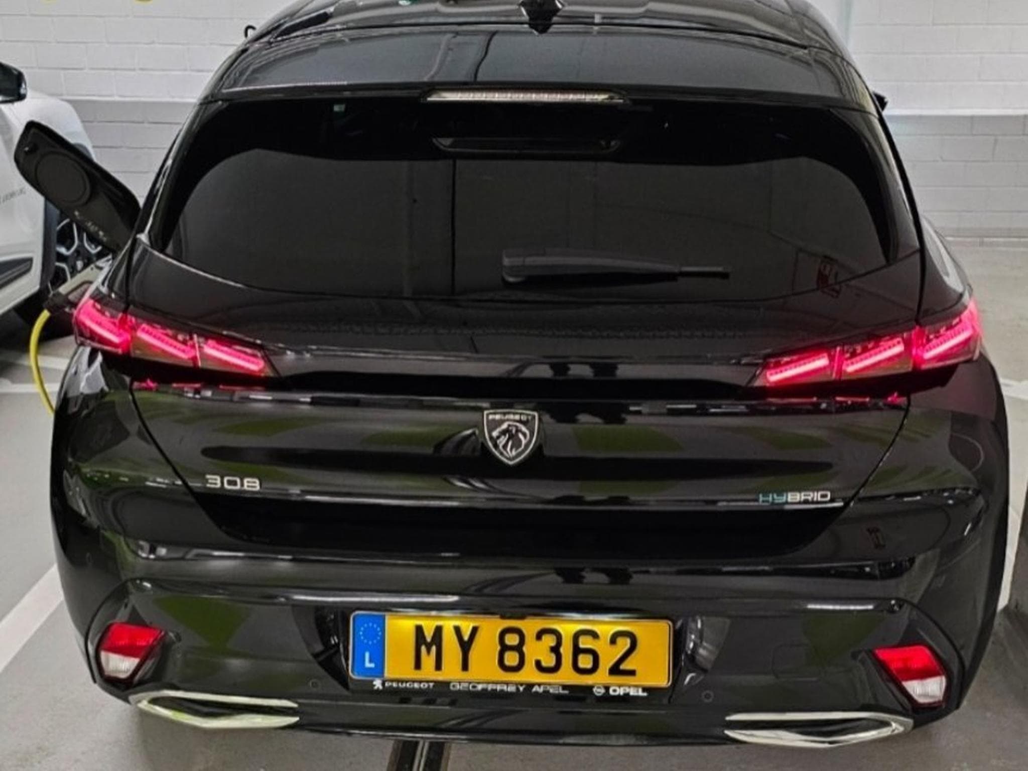 Peugeot 308 GT Plug-in Hybrid 225 e-EAT8 FULL OPTION (2022) - Photo 3