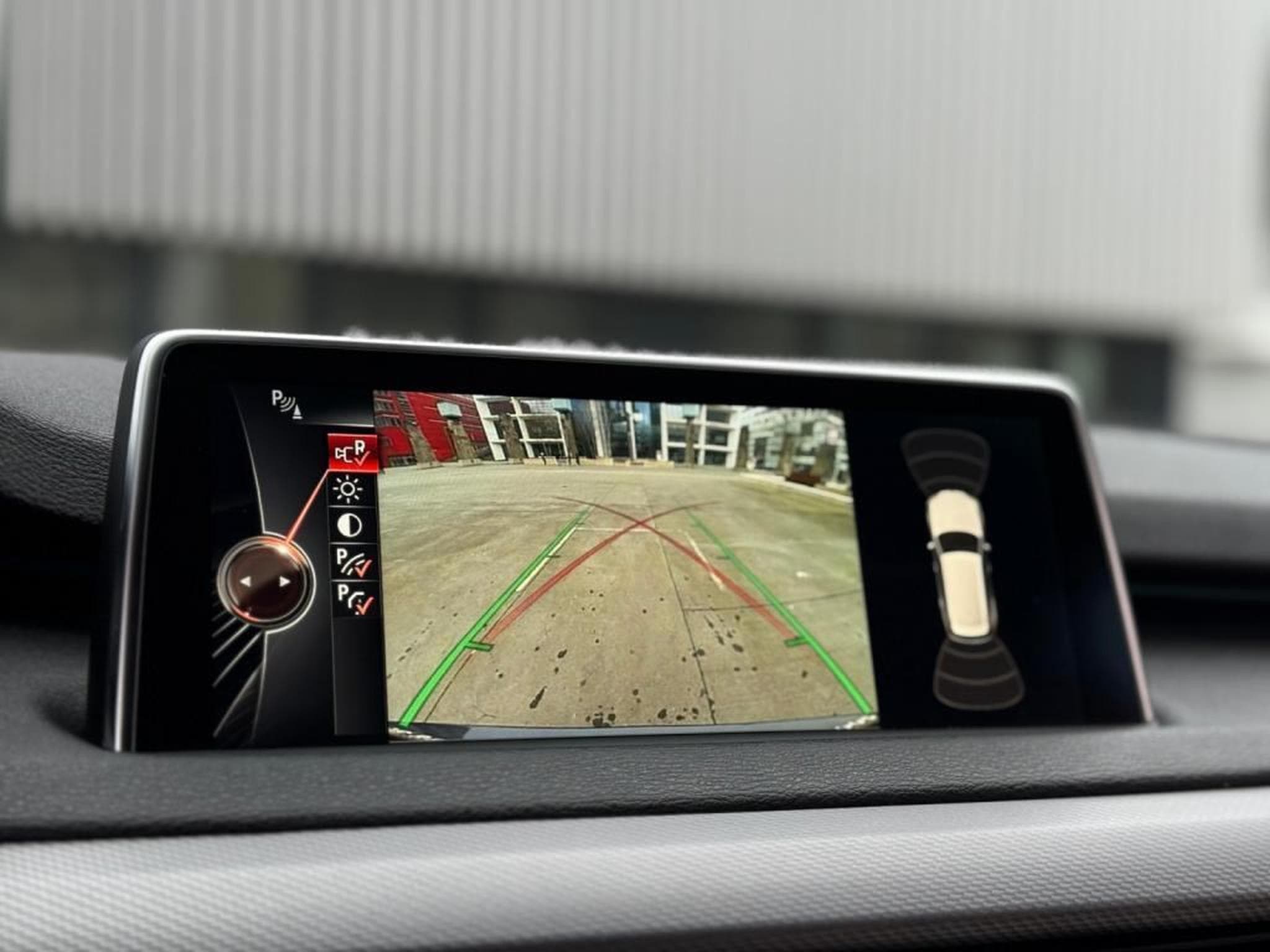 BMW X5 50D / Pack M / Camera 360 / 7 Places / (2015) - Photo 22