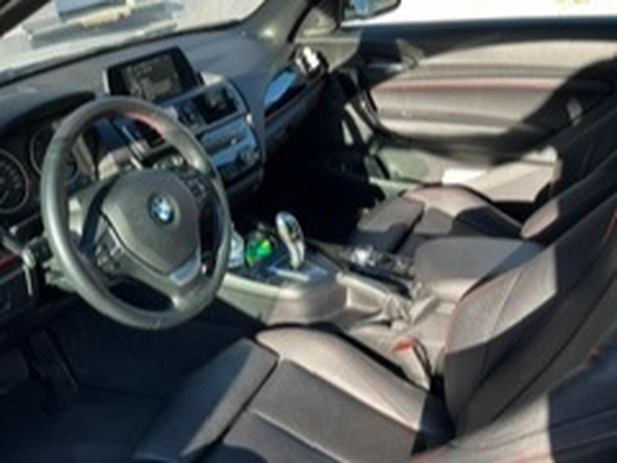 BMW 218 d (2017) - Photo 6