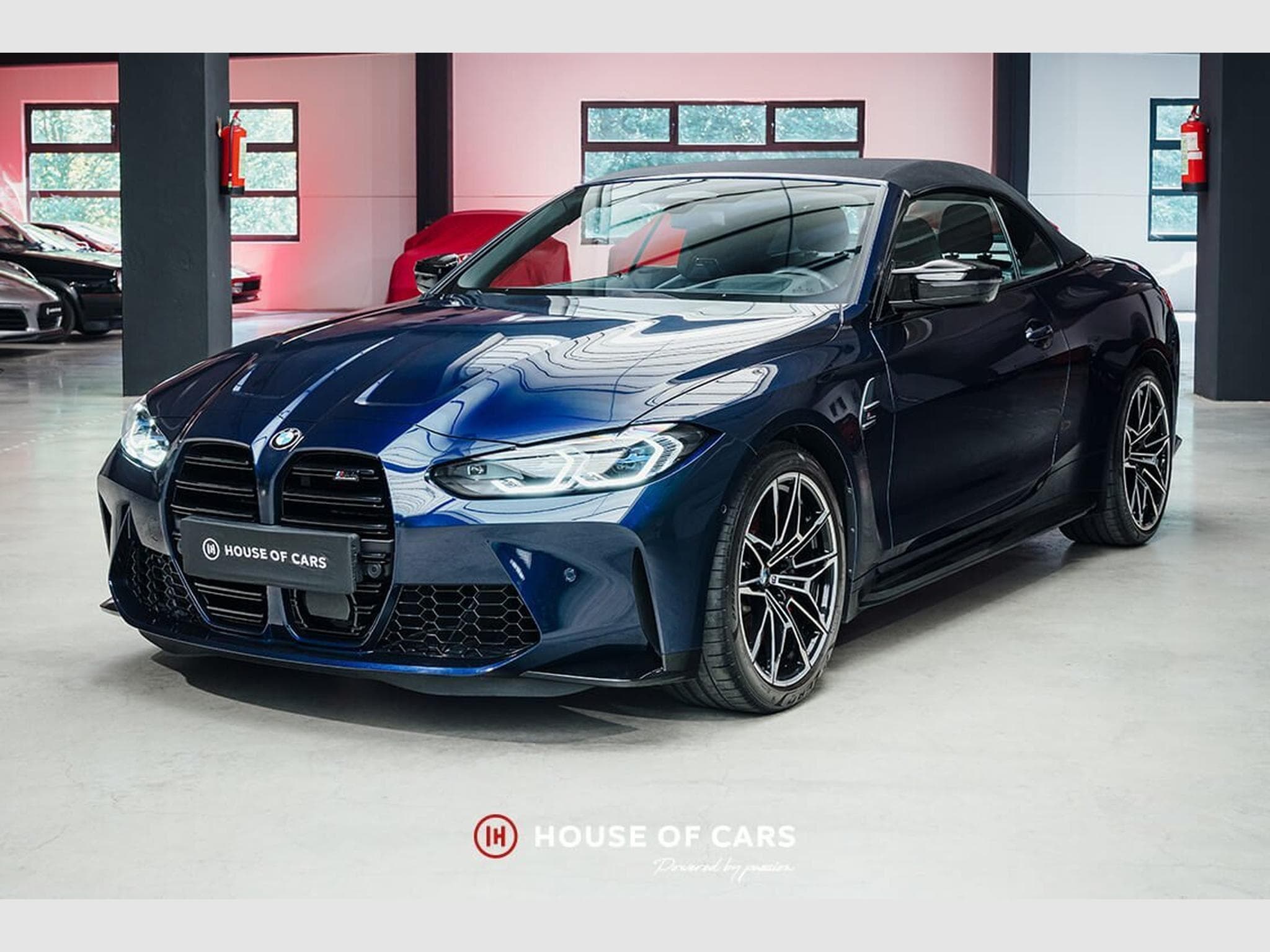 BMW M4 Competition (G83) M xDrive Cabriolet (2022) - Photo 2